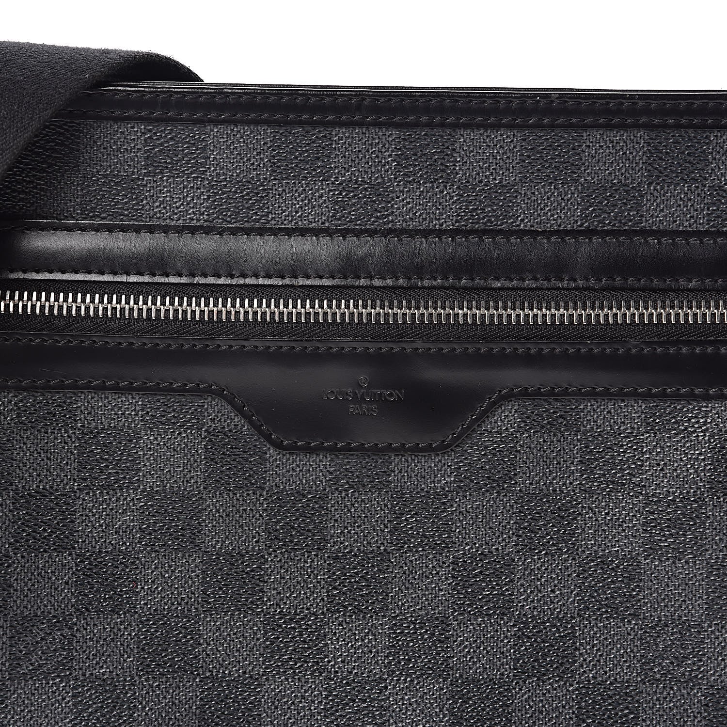 Louis Vuitton Damier Graphite Thomas 9 of 9
