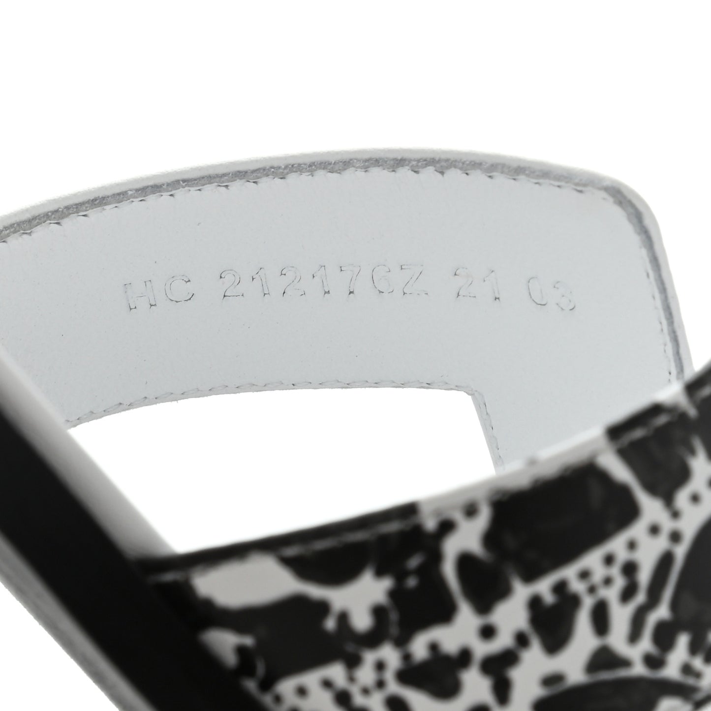 Calfskin Peinture Fraiche Oran Sandals 38 White Black