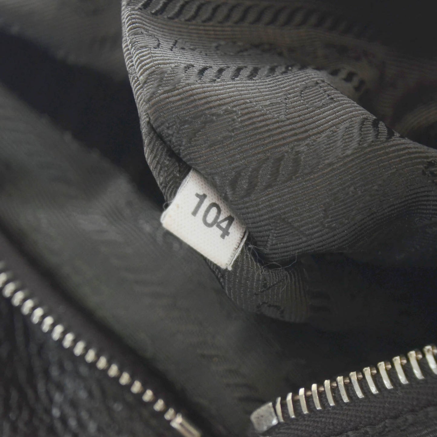 Cervo Lux Chain Flap Hobo Ebano