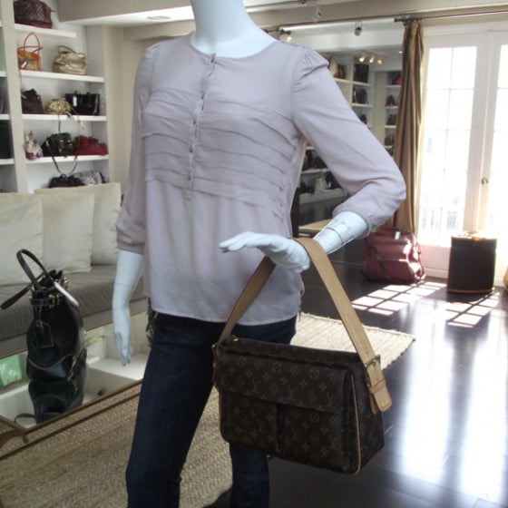 Louis Vuitton Monogram Viva-Cite GM 2 of 9