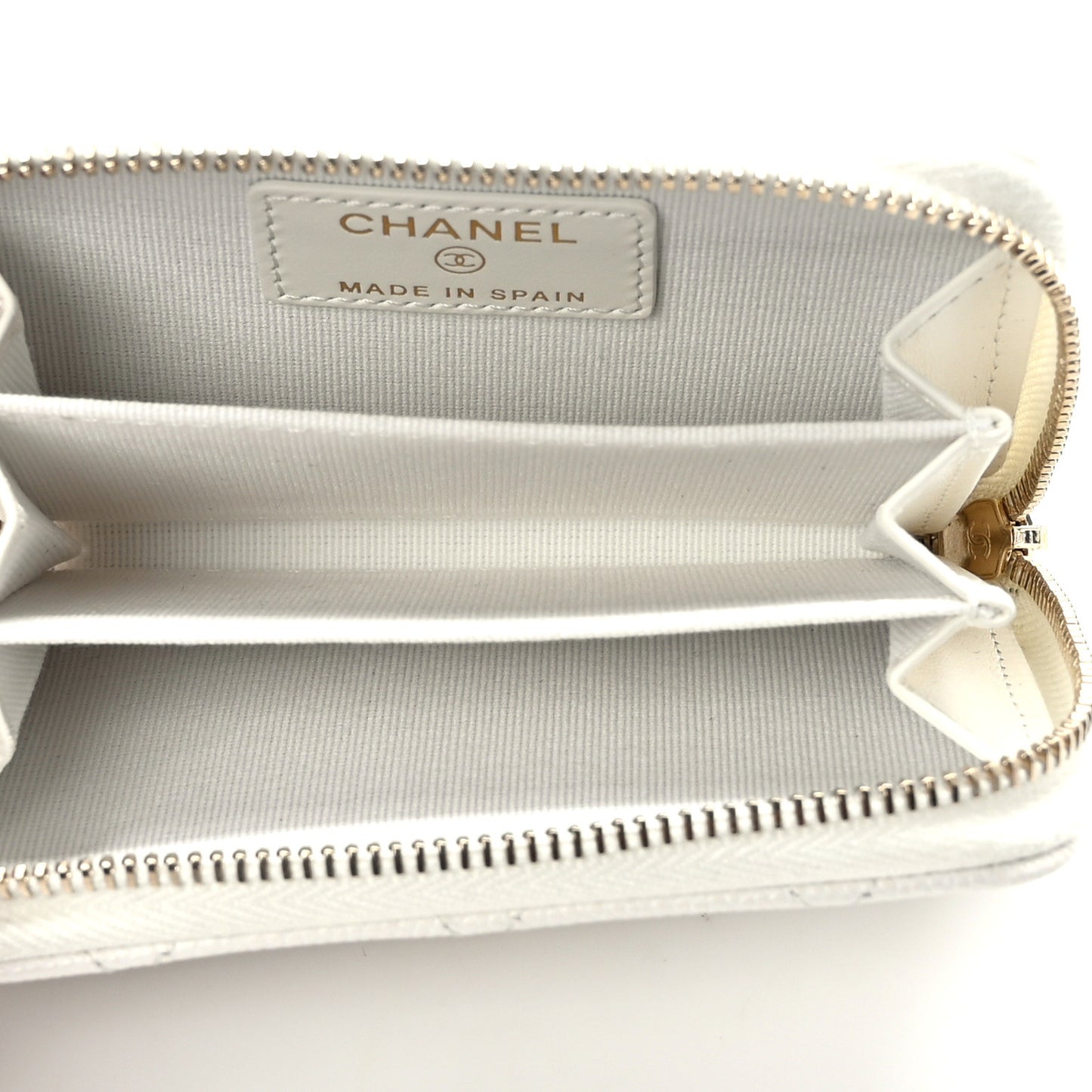 Caviar Quilted Classic Zipped Coin Purse White