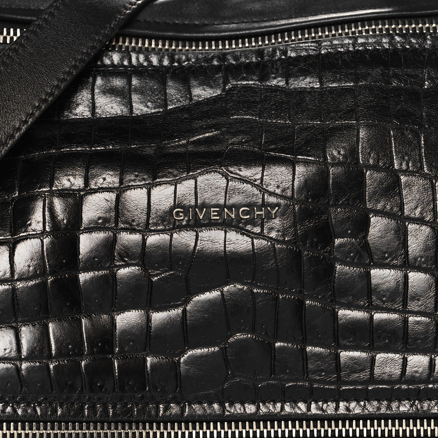 Calfskin Crocodile Embossed Medium Pandora Black