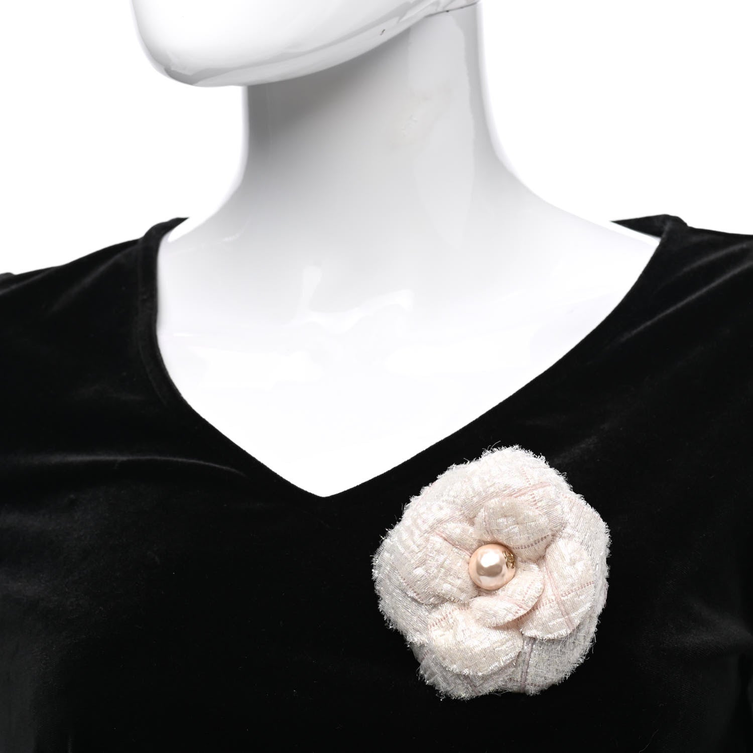 Chanel Fantasy Tweed Pearl Camellia Brooch Pink 2 of 5