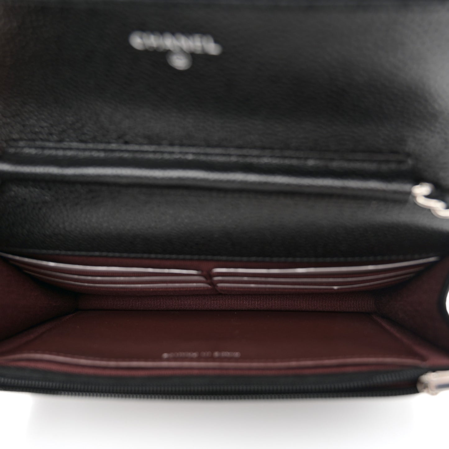 Caviar Quilted Wallet on Chain WOC Black