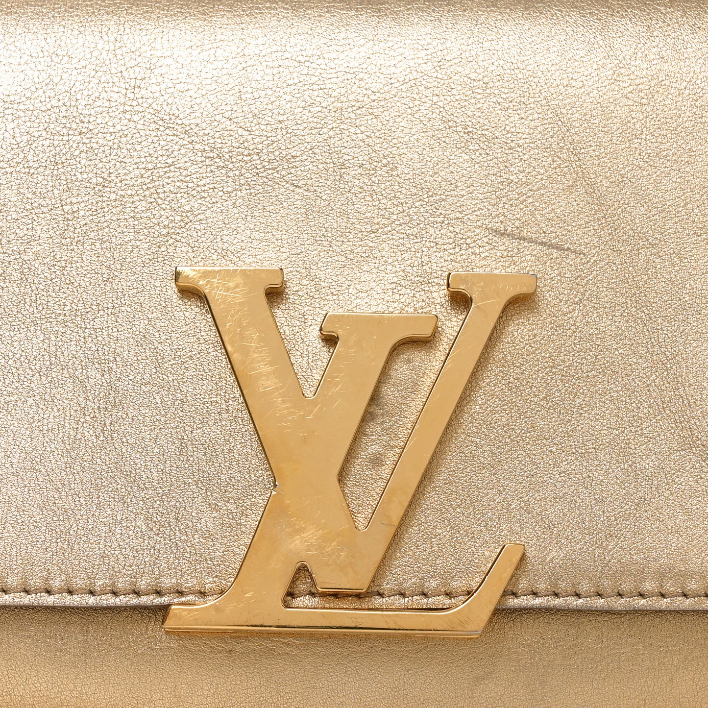 Calfskin Neo Sobe Louise EW Clutch Gold
