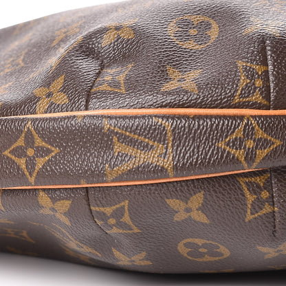 Louis Vuitton Monogram Croissant MM 8 of 17