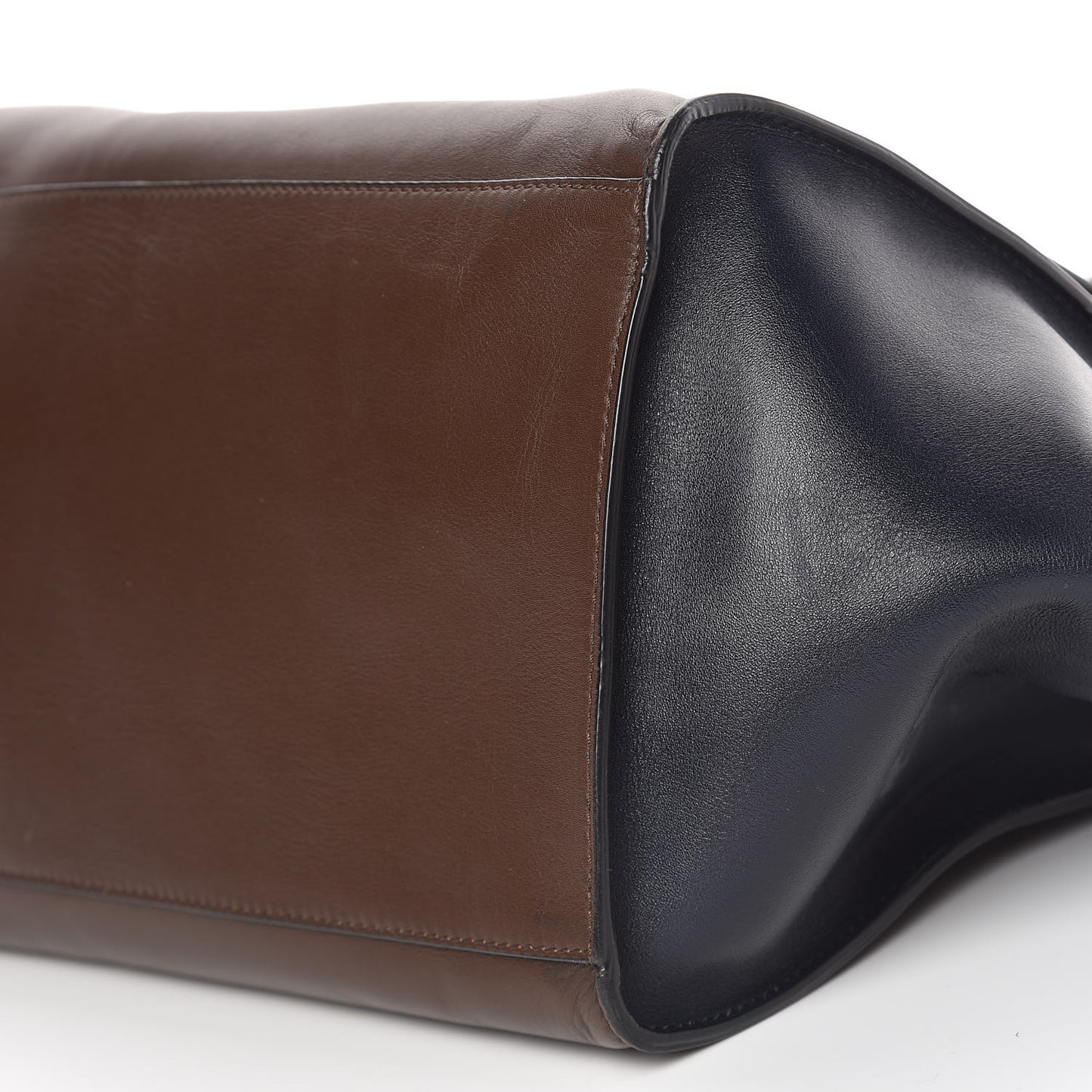 Smooth Calfskin Medium Tri-Color Trapeze