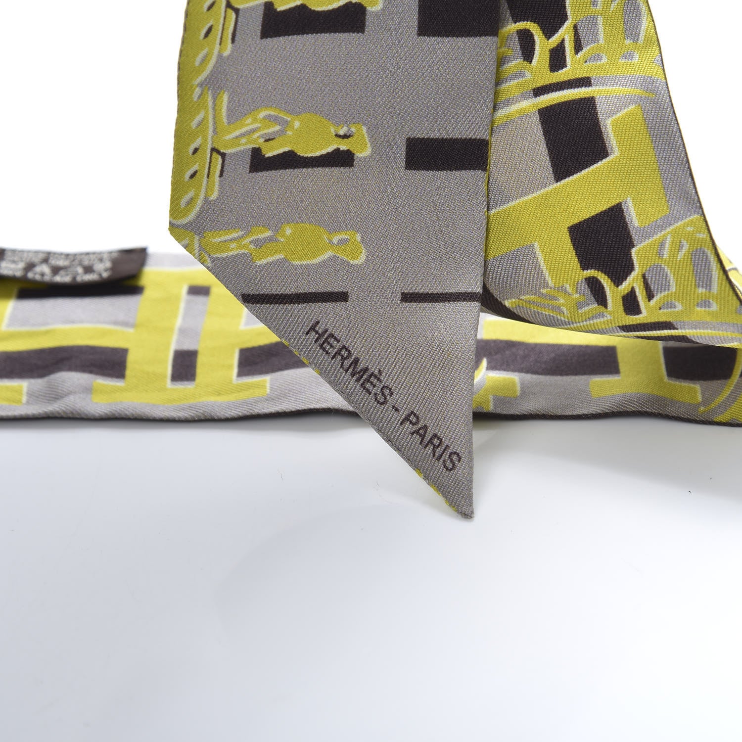 Hermes Silk Ginza 5-4-1 Twilly 3 of 5