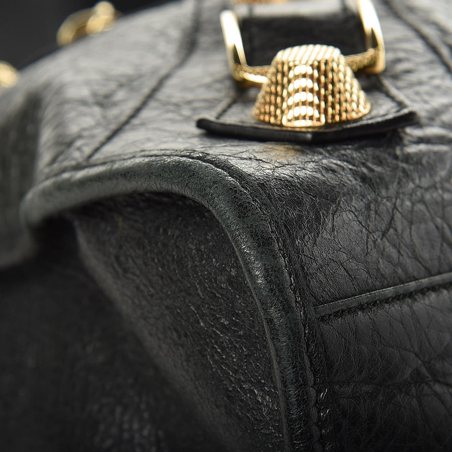 Agneau Giant 21 Gold Hardware City Black