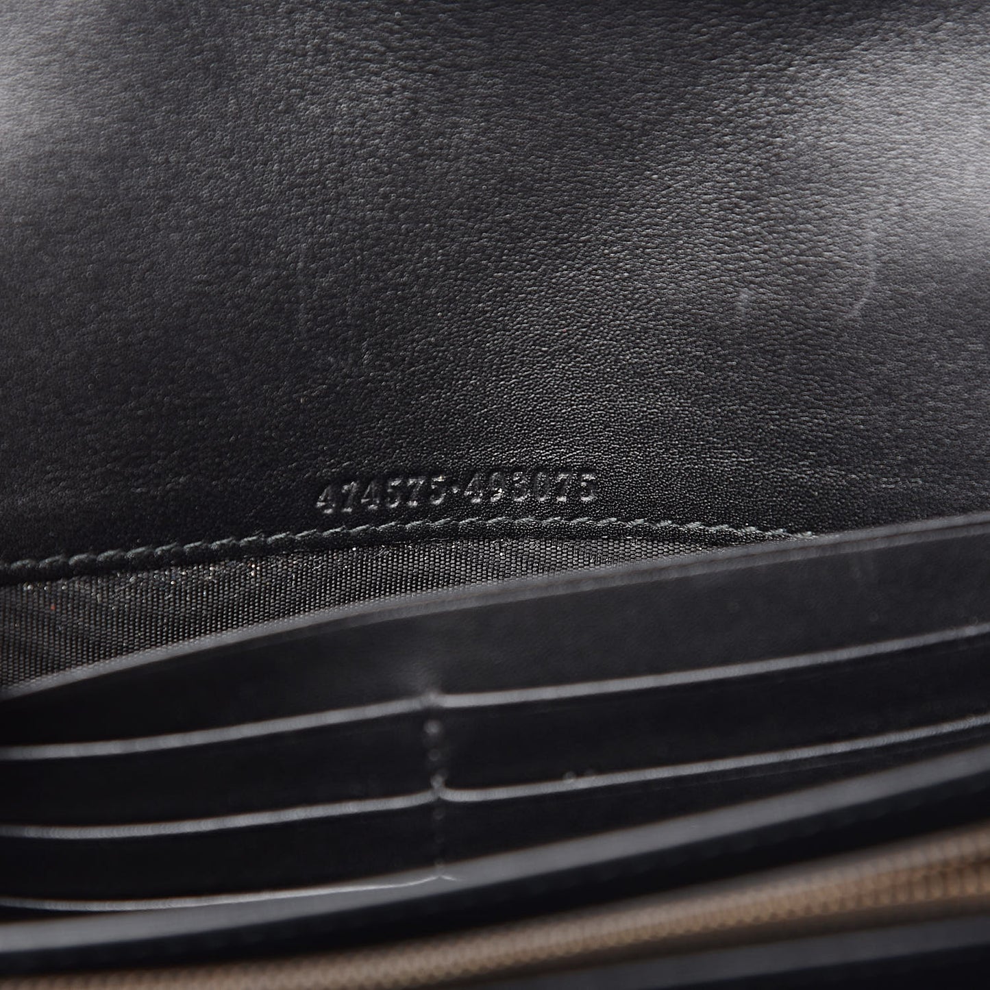 Calfskin Matelasse GG Marmont Chain Wallet Black