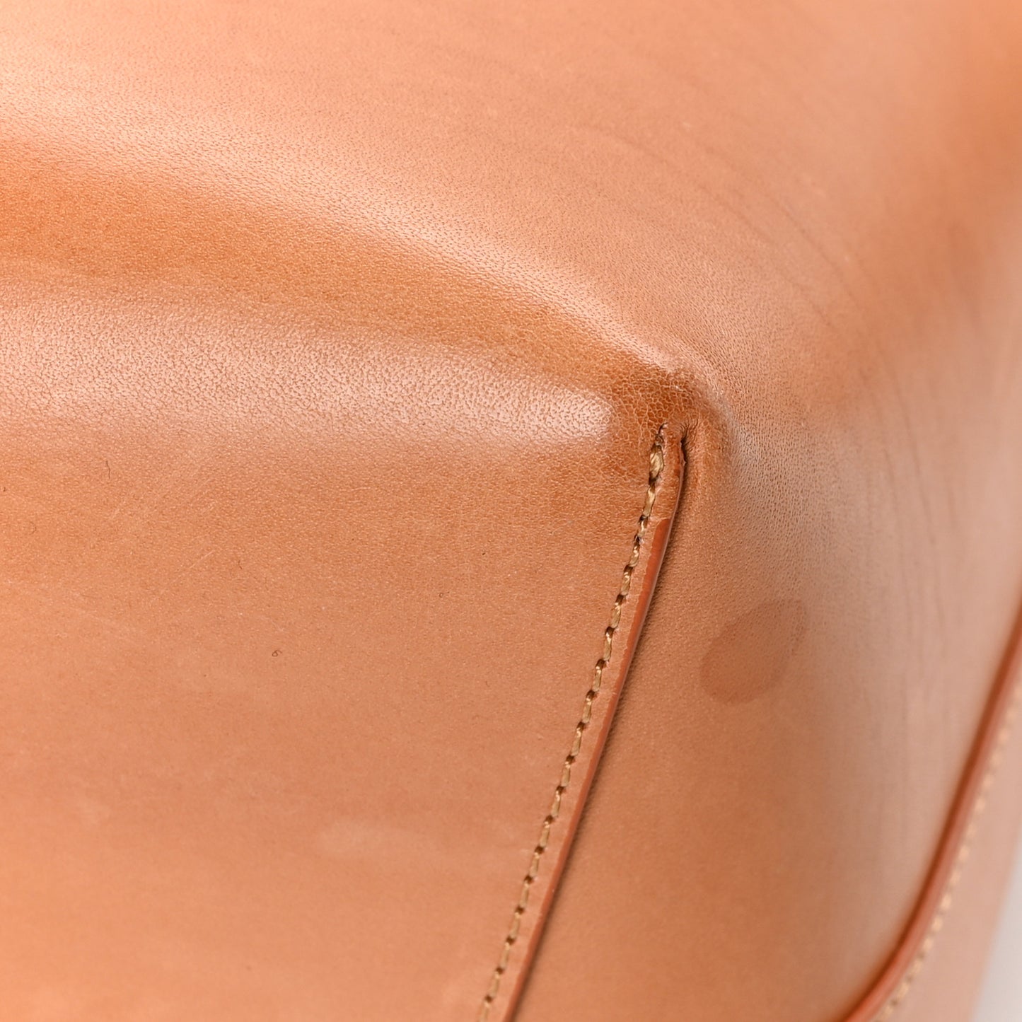 Vegetable Tanned Calfskin Bucket Bag Cammello Rosa