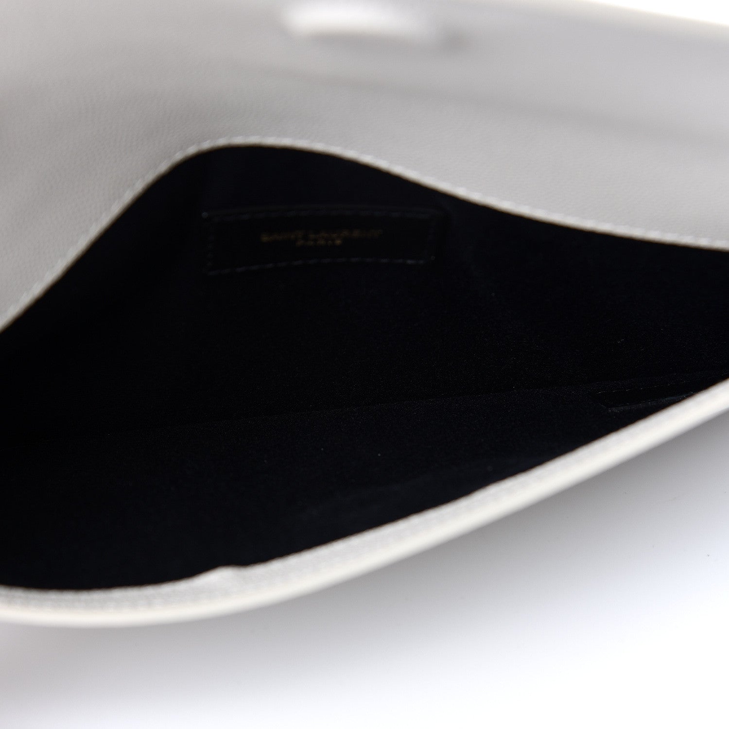 Saint Laurent Grain De Poudre Uptown Pouch Crema Soft 5 of 7