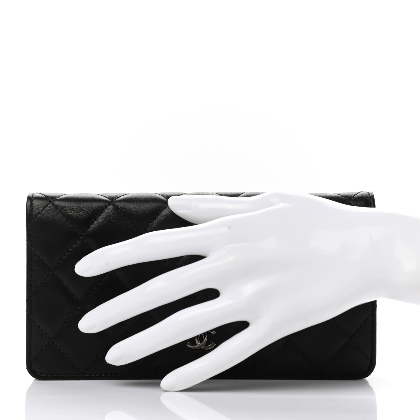 Lambskin Quilted Yen Wallet Black