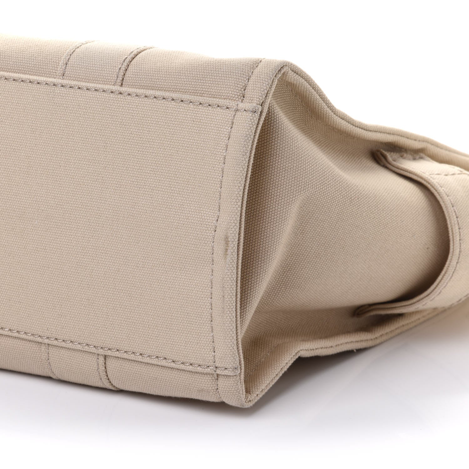 Marc Jacobs Cotton Canvas Medium The Traveler Tote Bag Beige 10 of 10