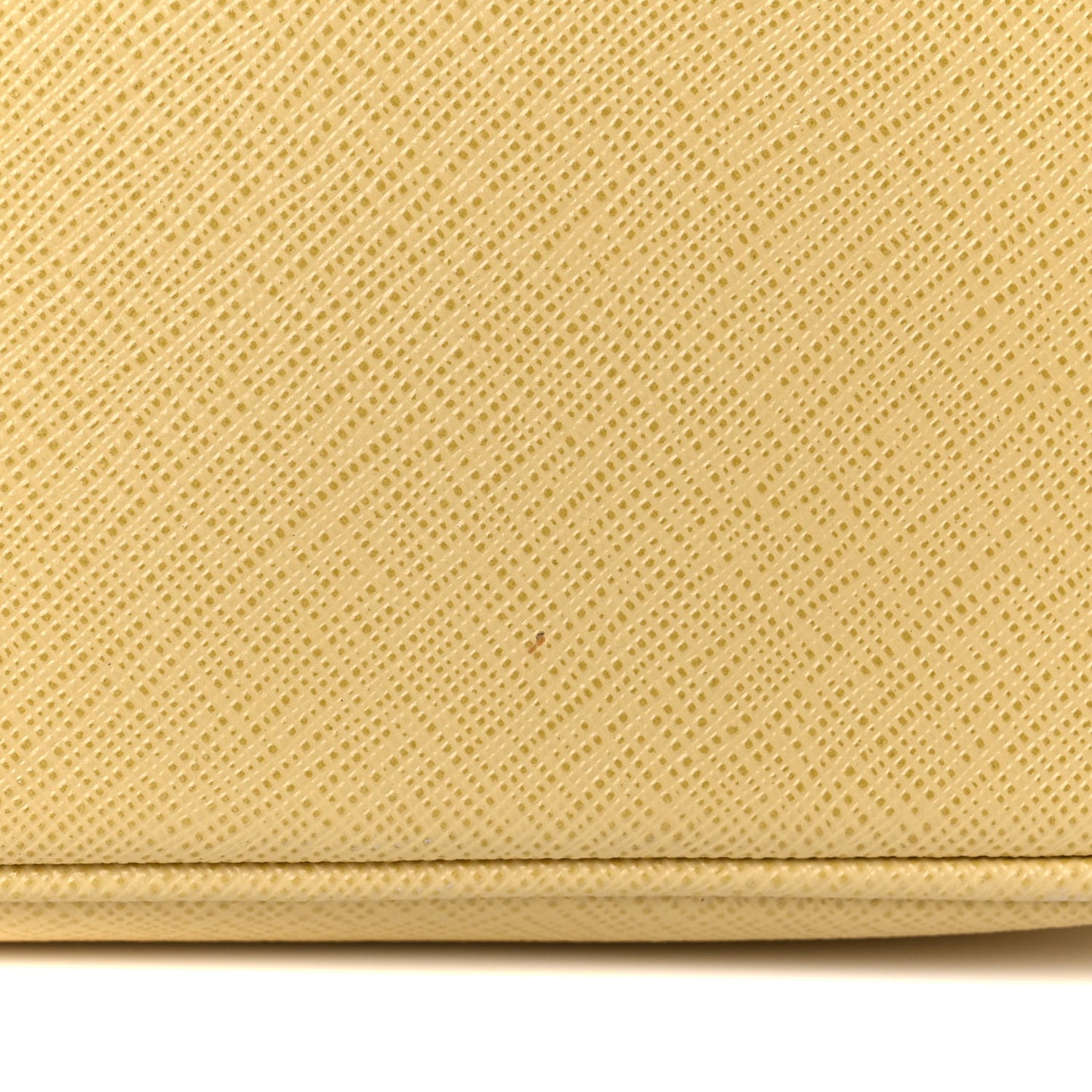 Saffiano Medium Galleria Double Zip Tote Ginestra