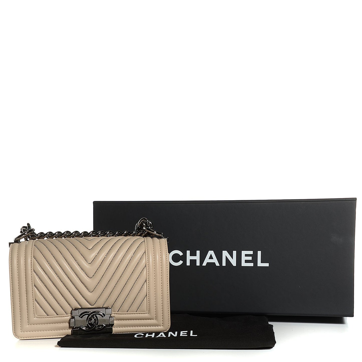 Calfskin Chain Chevron Small Boy Flap Beige Clair