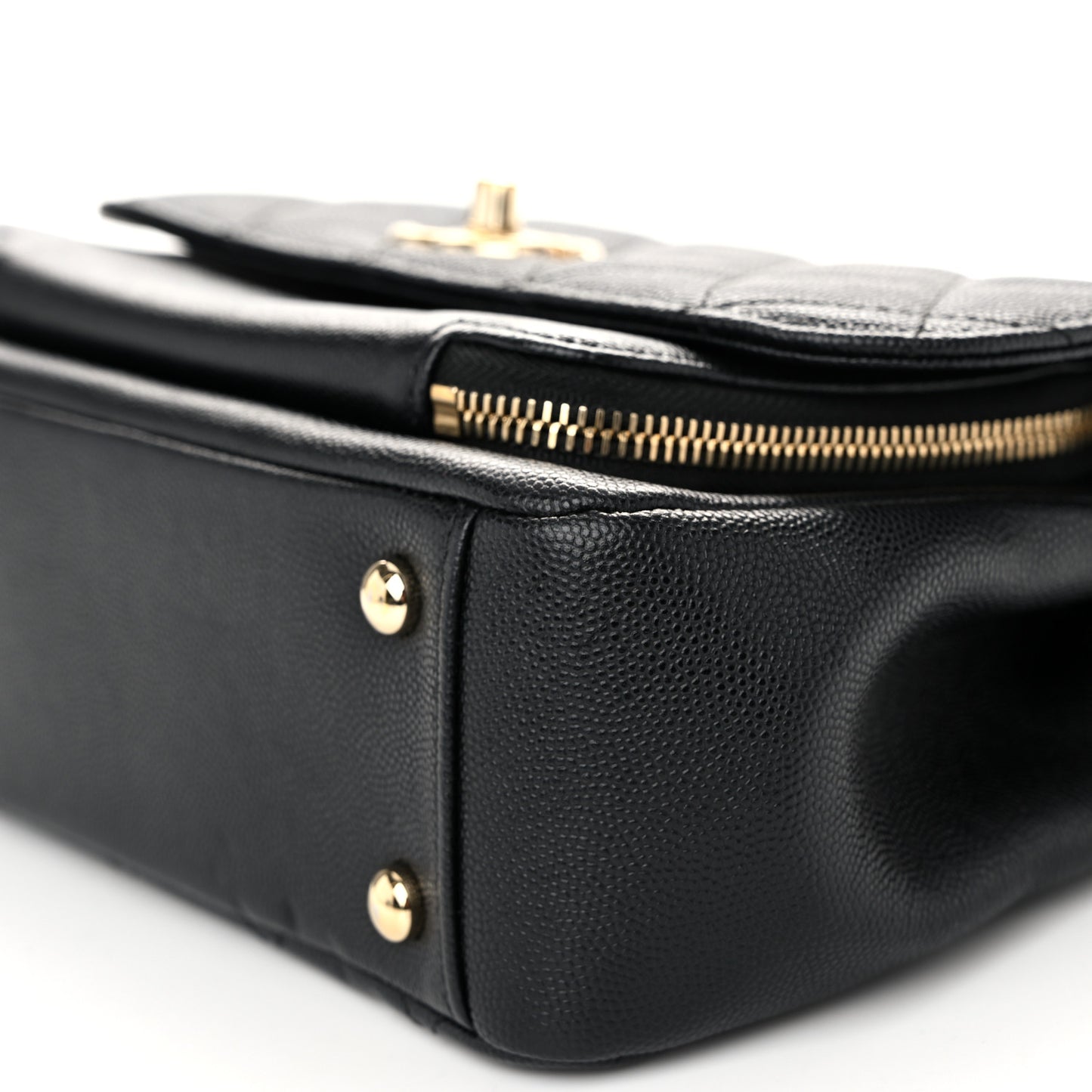 Caviar Quilted Medium Business Affinity Flap Black