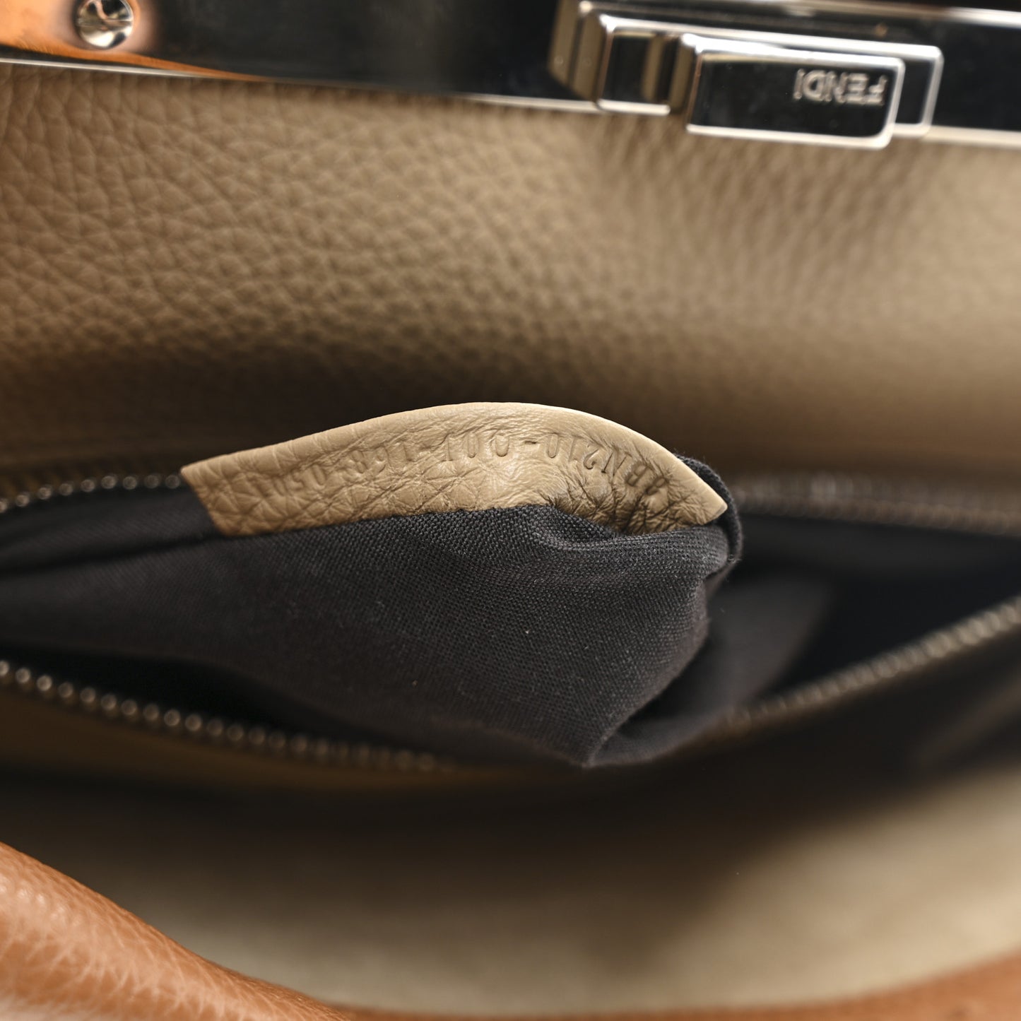 Cuoio Romano Selleria Bi-Color Large Peekaboo Iconic Satchel  Mou Deserto