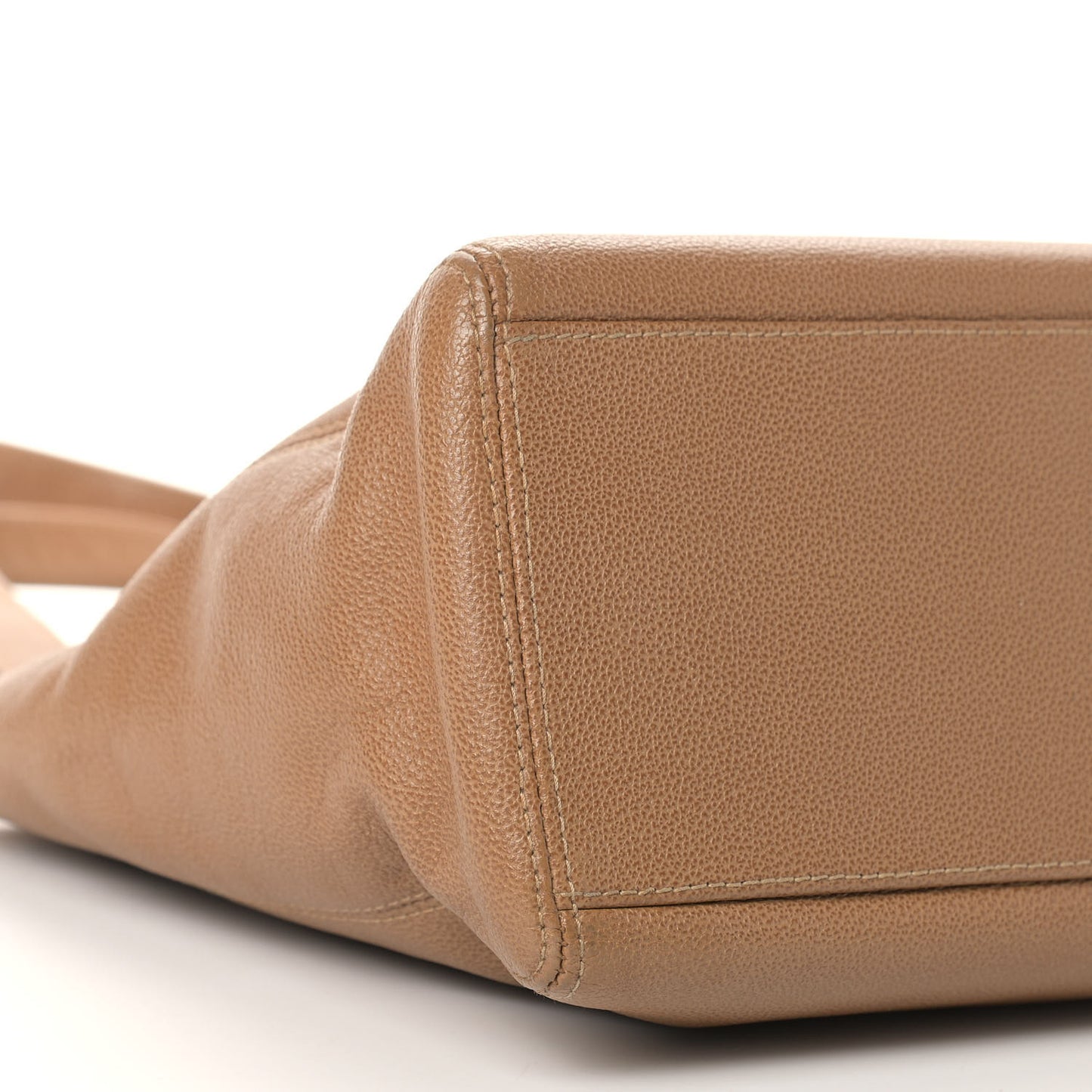 Caviar CC Tote Beige