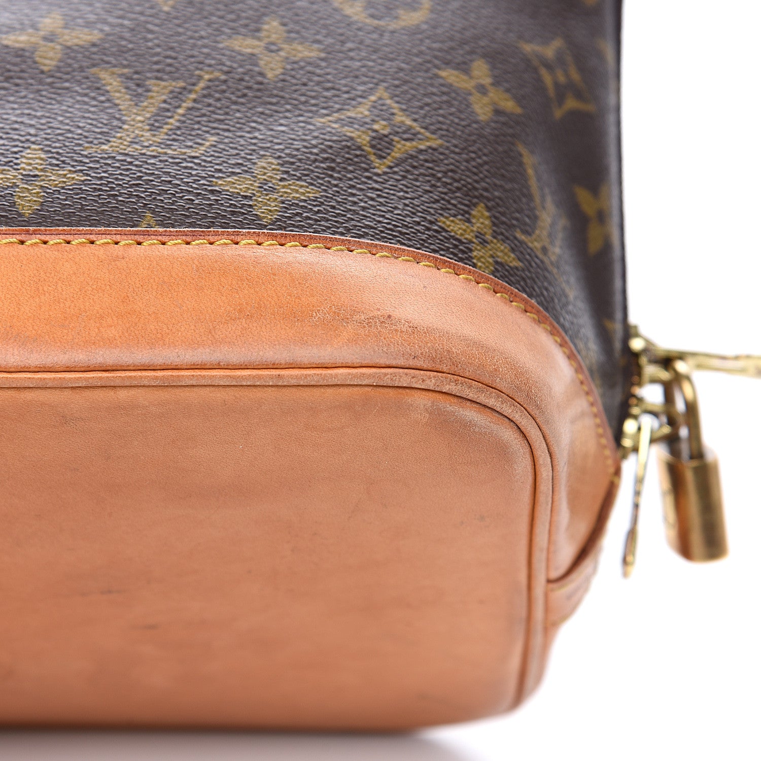 Louis Vuitton Monogram Alma PM 16 of 17