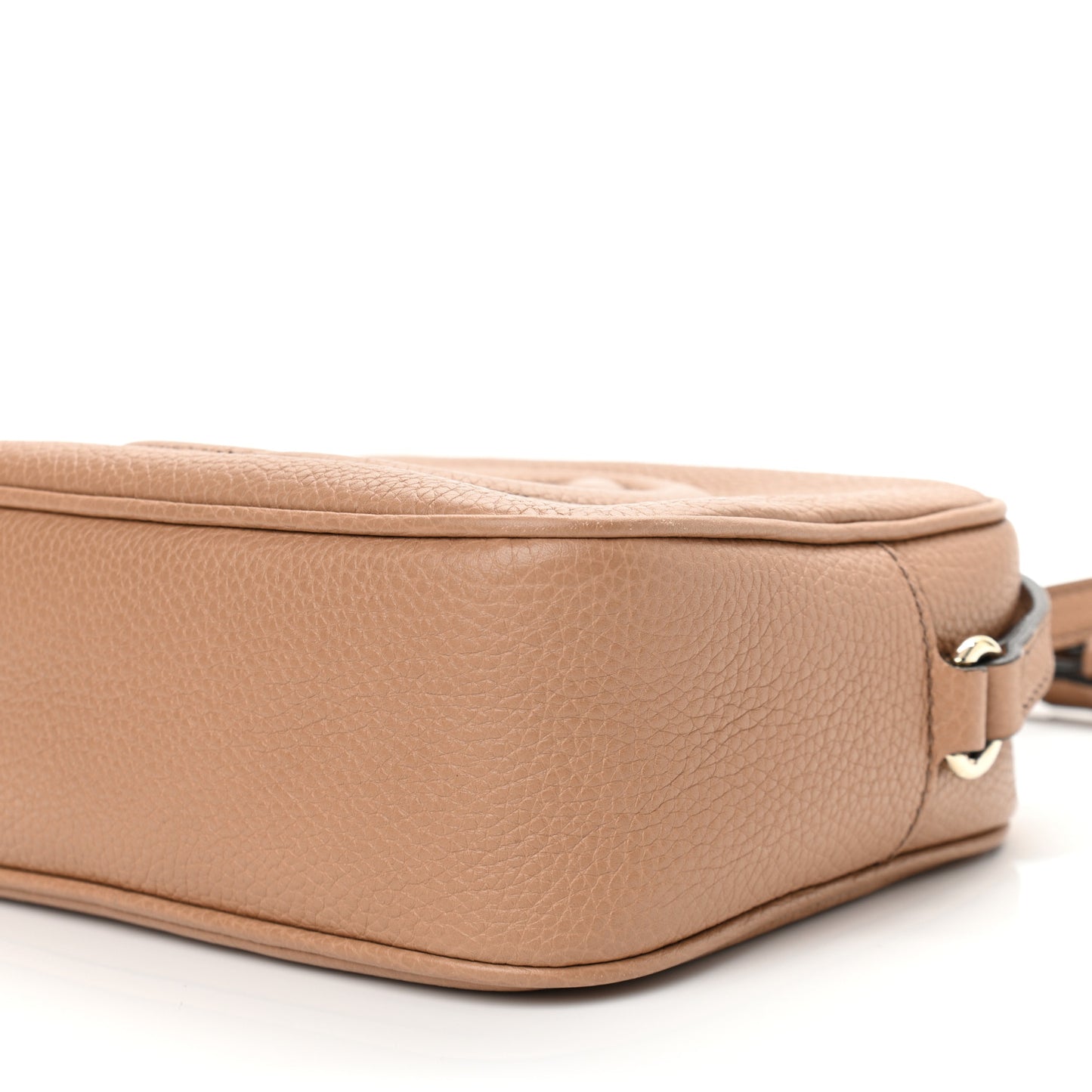 Pebbled Calfskin Small Soho Disco Bag Camelia