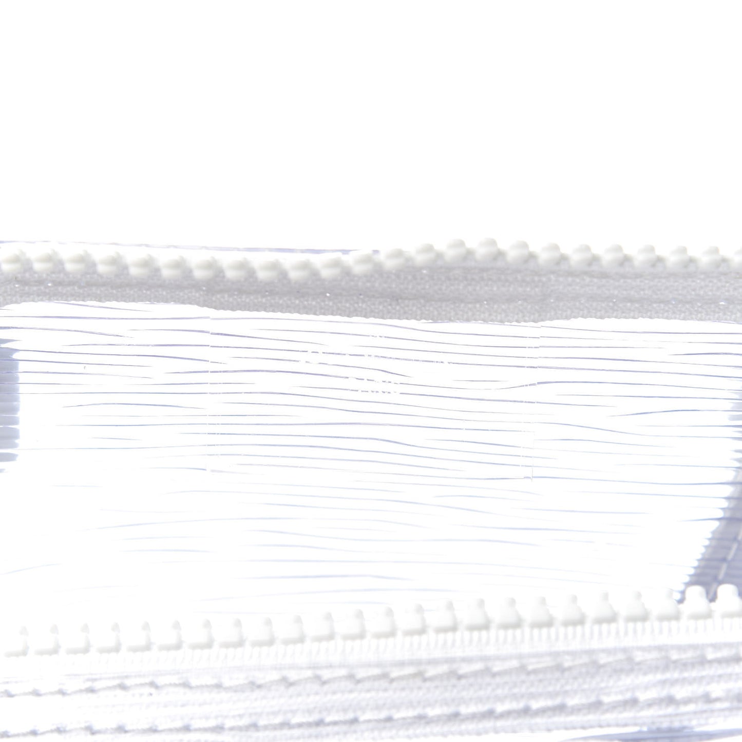 PVC Epi Embossed Wavy Keepall Bandouliere 50 White
