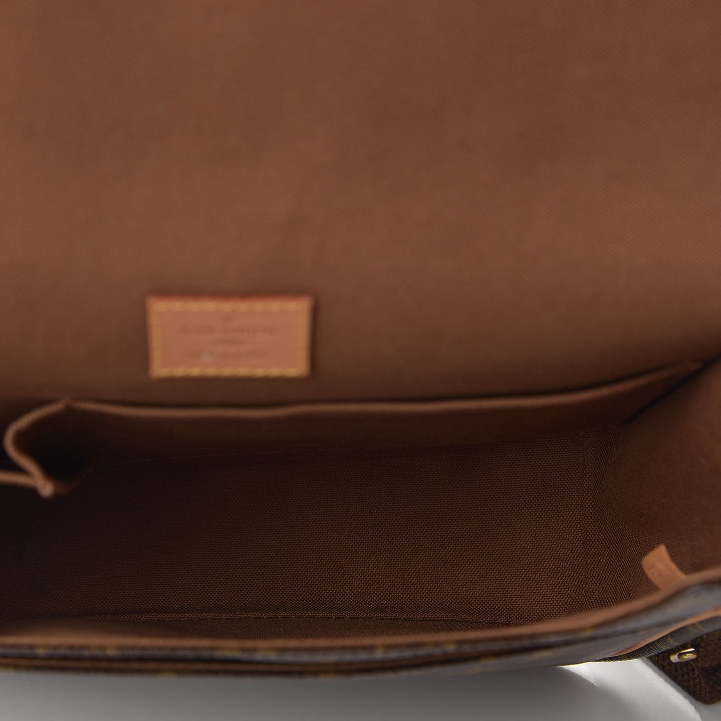 Monogram Bosphore PM Messenger