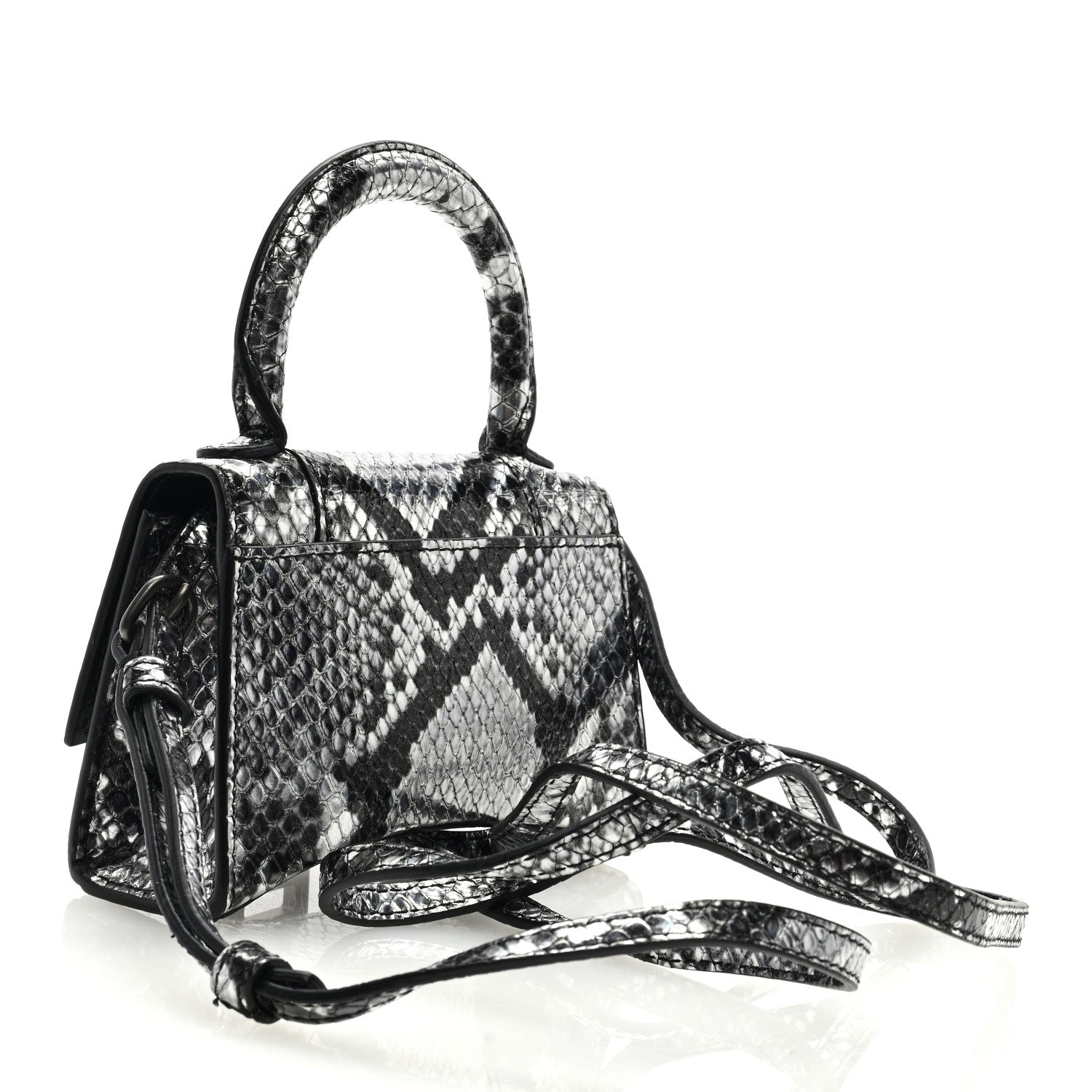 Louis Vuitton PTE Cles Cadenas Key Holder Red 3 of 8