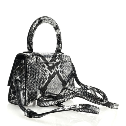 Louis Vuitton PTE Cles Cadenas Key Holder Red 3 of 8