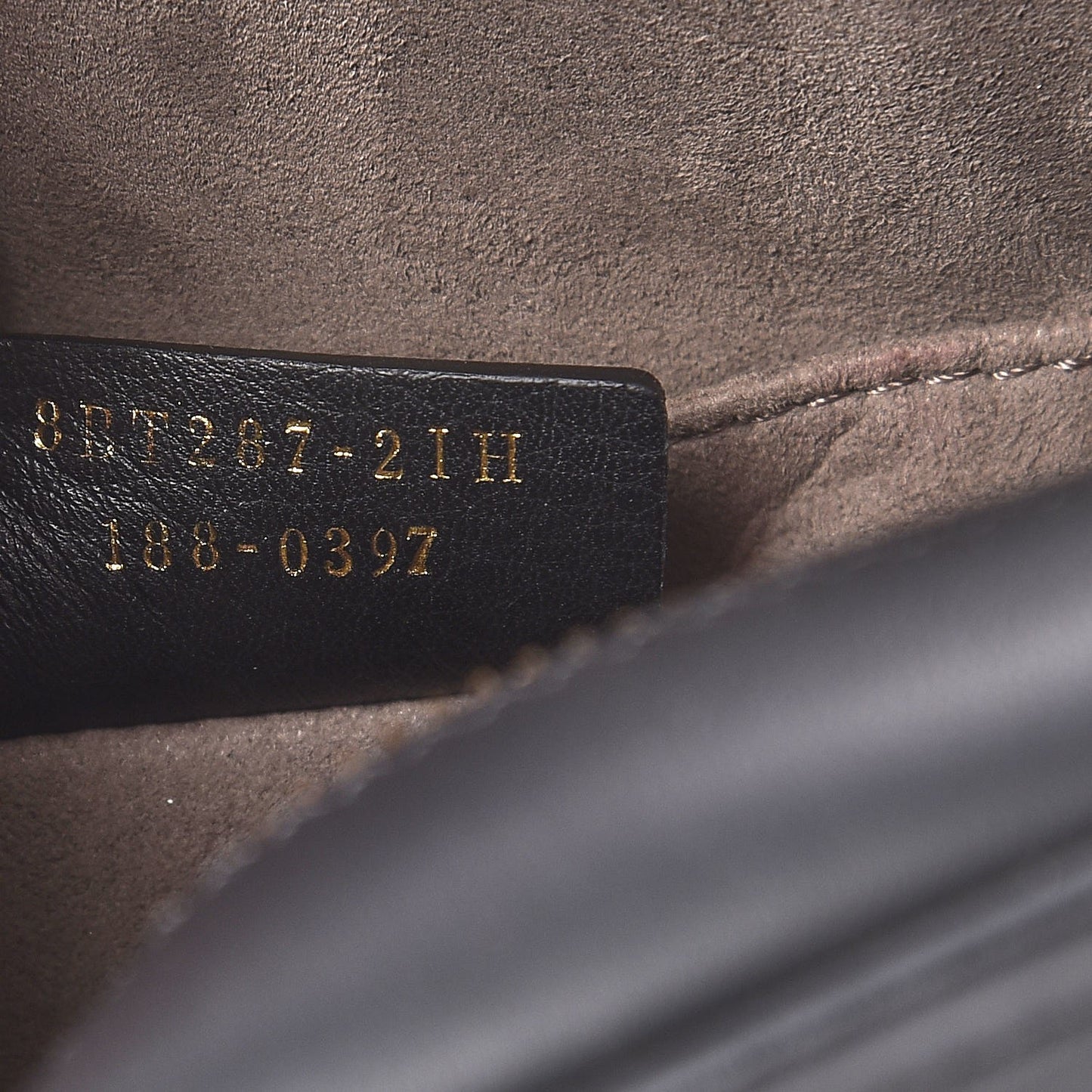 Vitello Century Opaco F is Fendi Camera Case Black