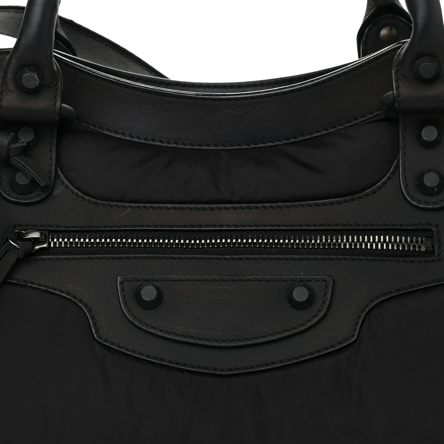 Nylon Agneau Classic Hardware City Black