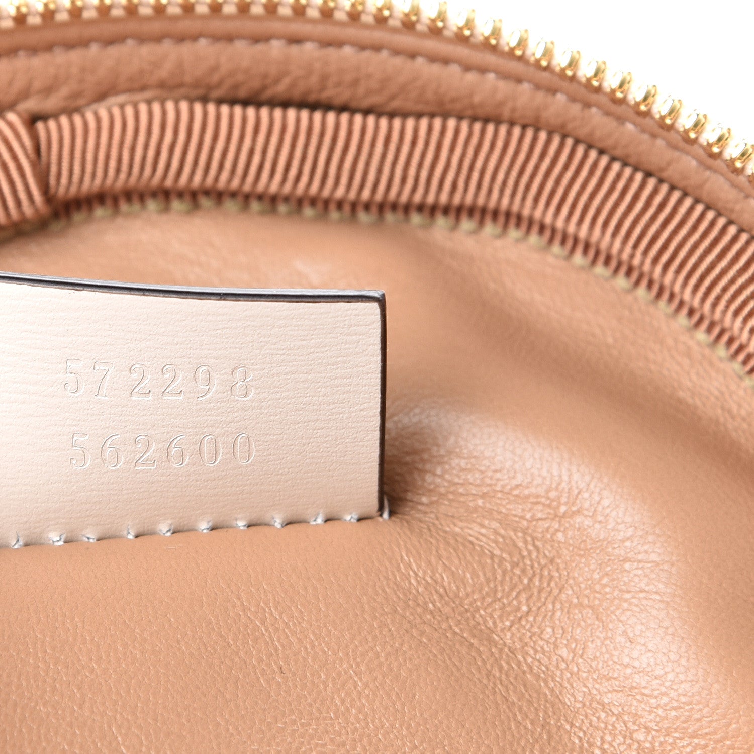 Gucci Calfskin Trapuntata Zumi Belt Bag Off White 6 of 9