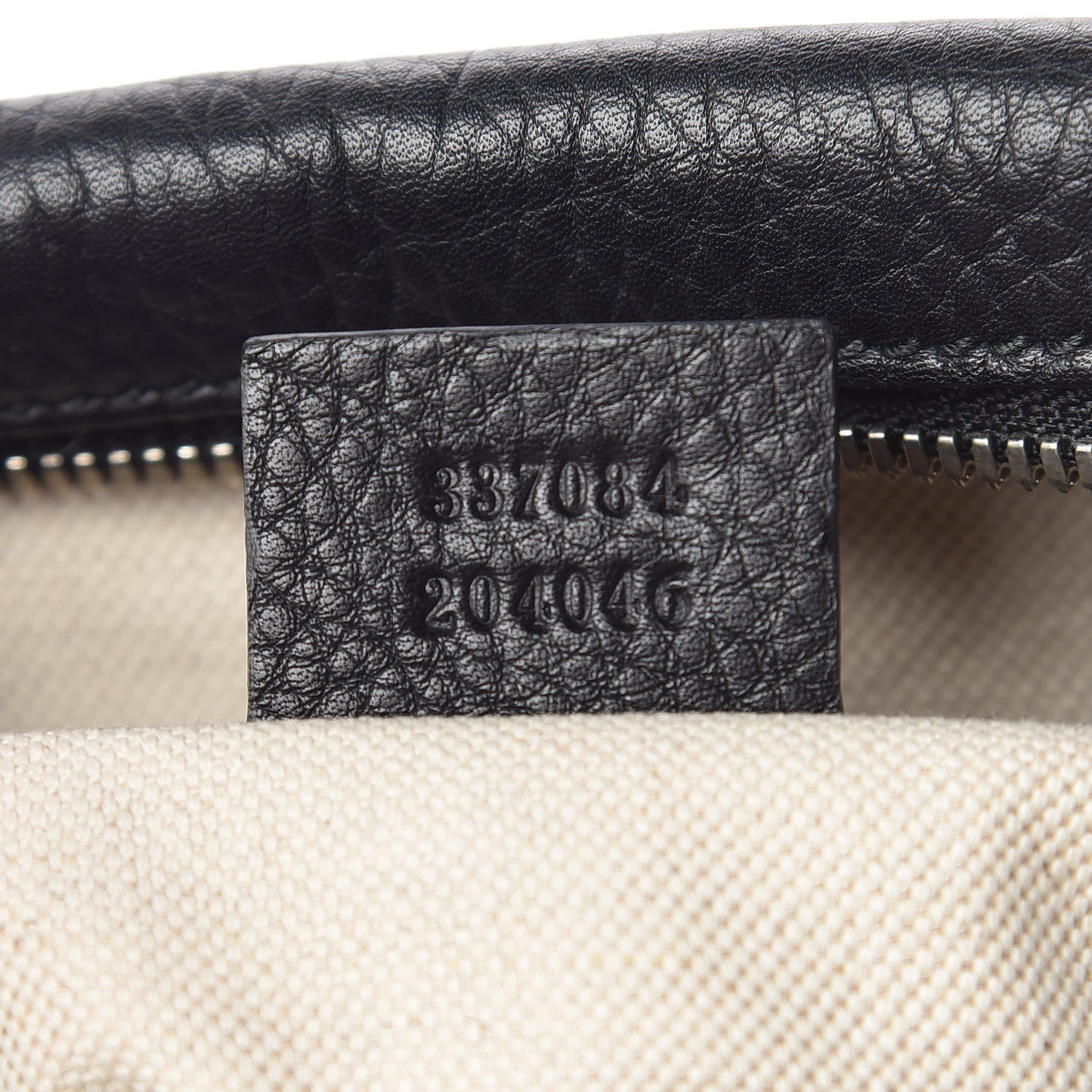 Gucci Pebbled Calfskin Medium Soho Messenger Bag Black 7 of 10
