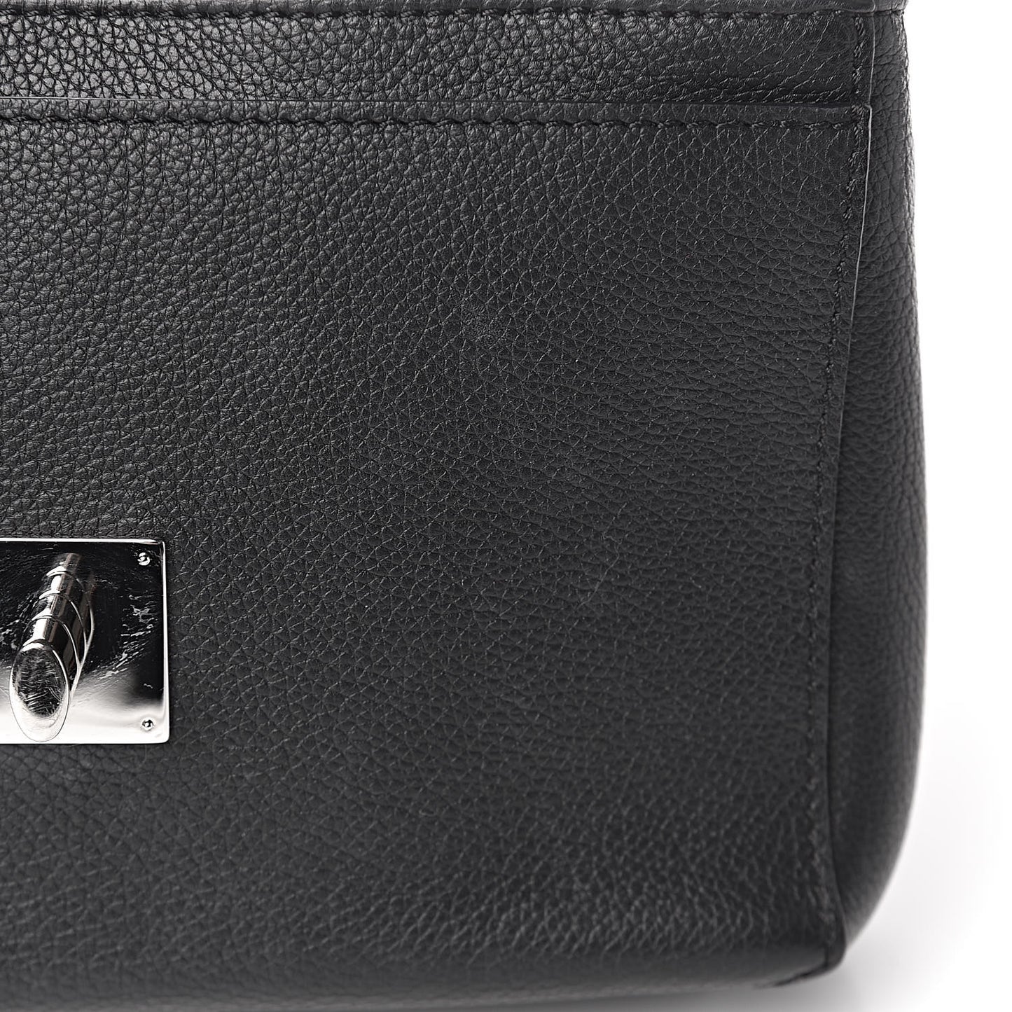 Calfskin Lockme II Chain Bag BB Black