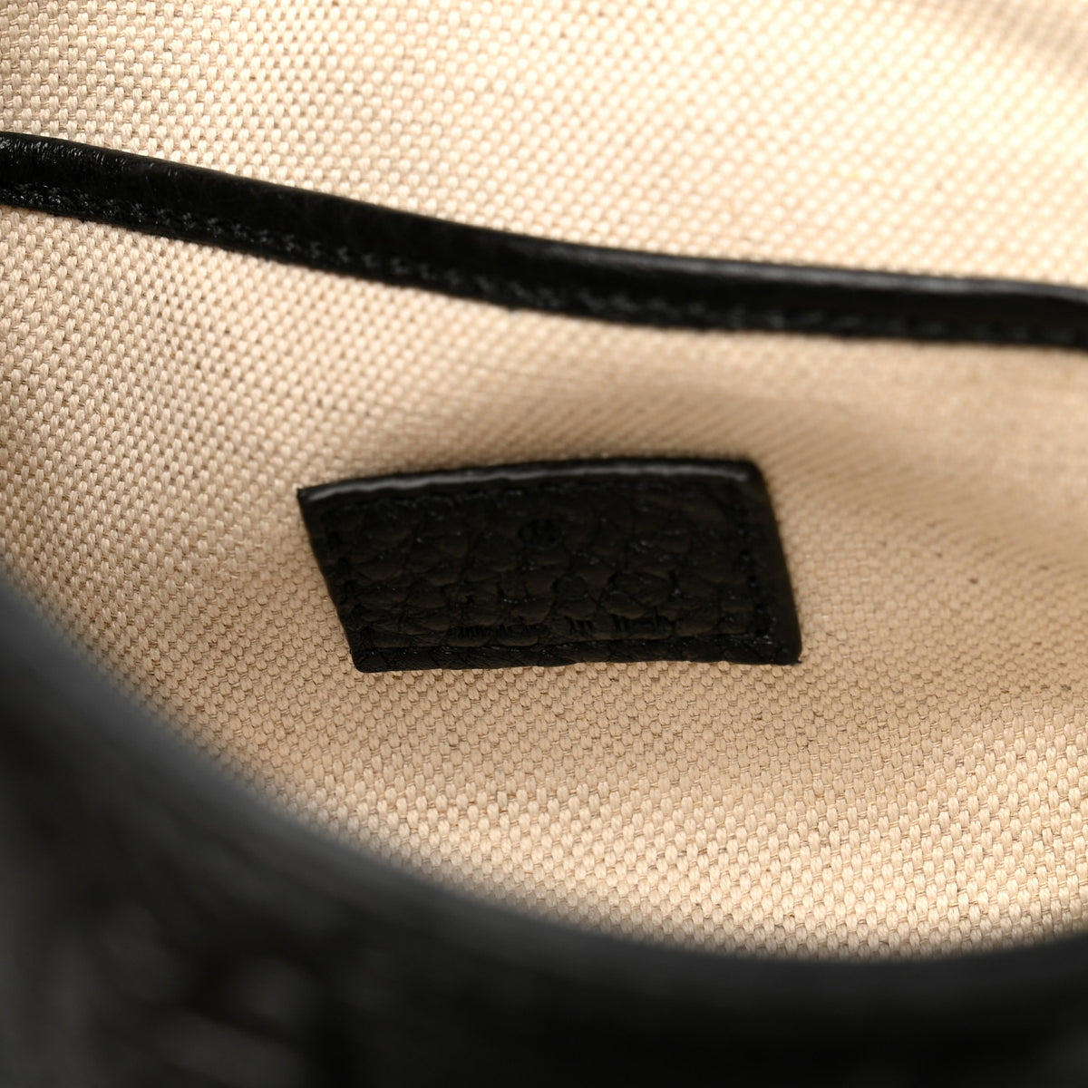 GG Grainy Calfskin Emblem Medium Shoulder Bag Black