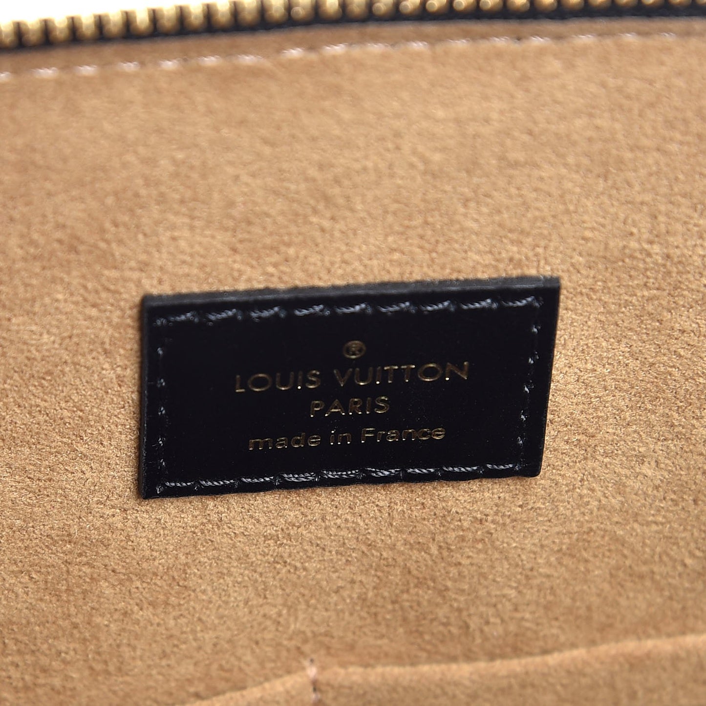 Transformed Canvas Patent Time Trunk Alma PM Beige