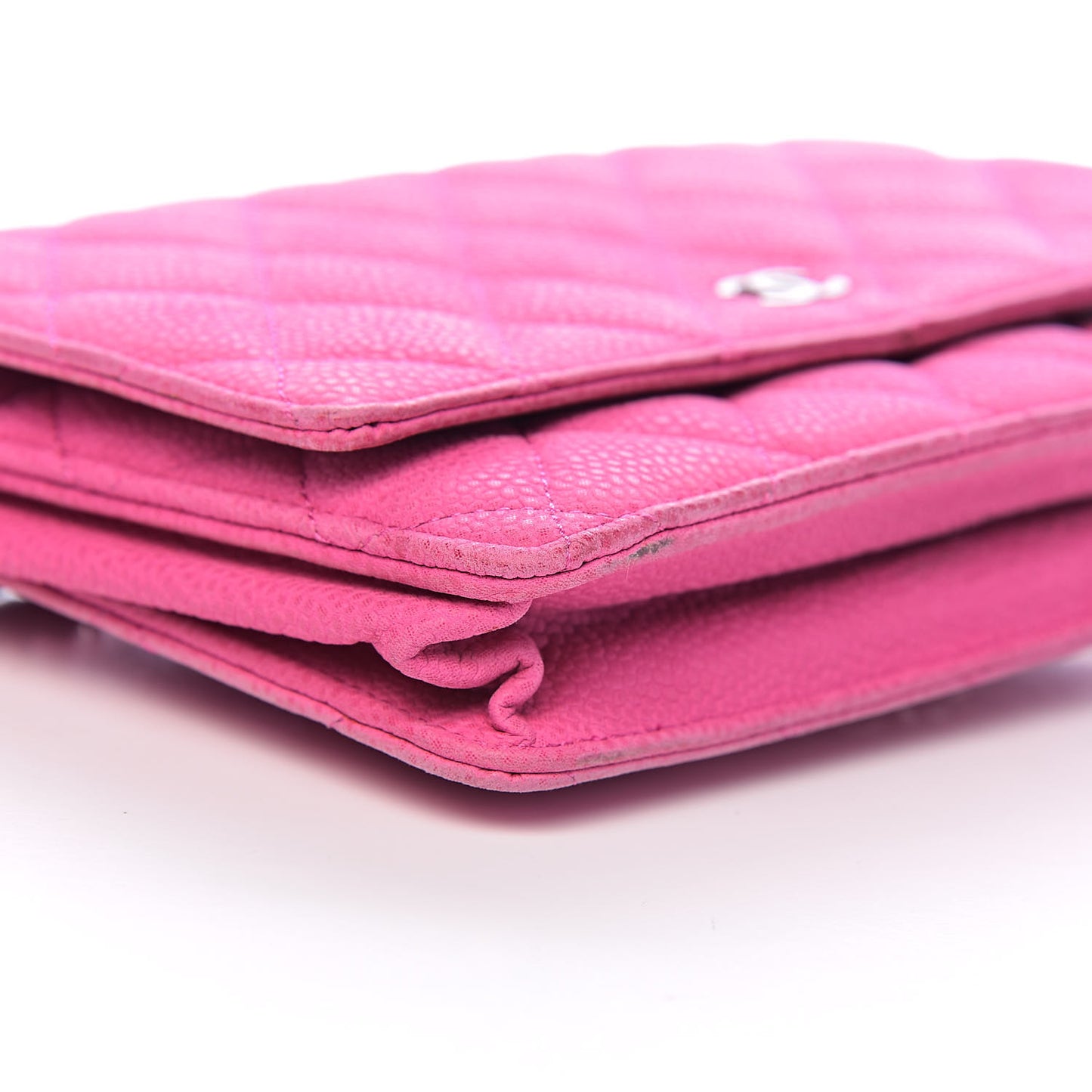 Iridescent Caviar Quilted Wallet on Chain WOC Pink