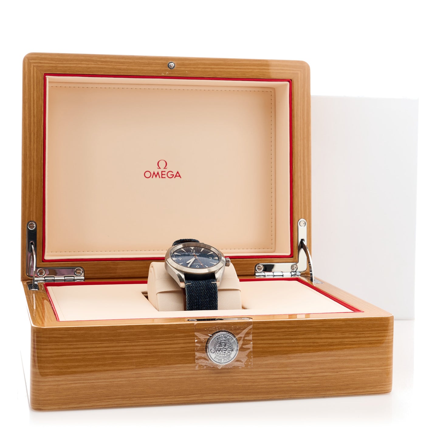 Stainless Steel Fabric 40mm Seamaster Railmaster Co-Axial Automatic Watch Blue 220.12.40.20.03.001