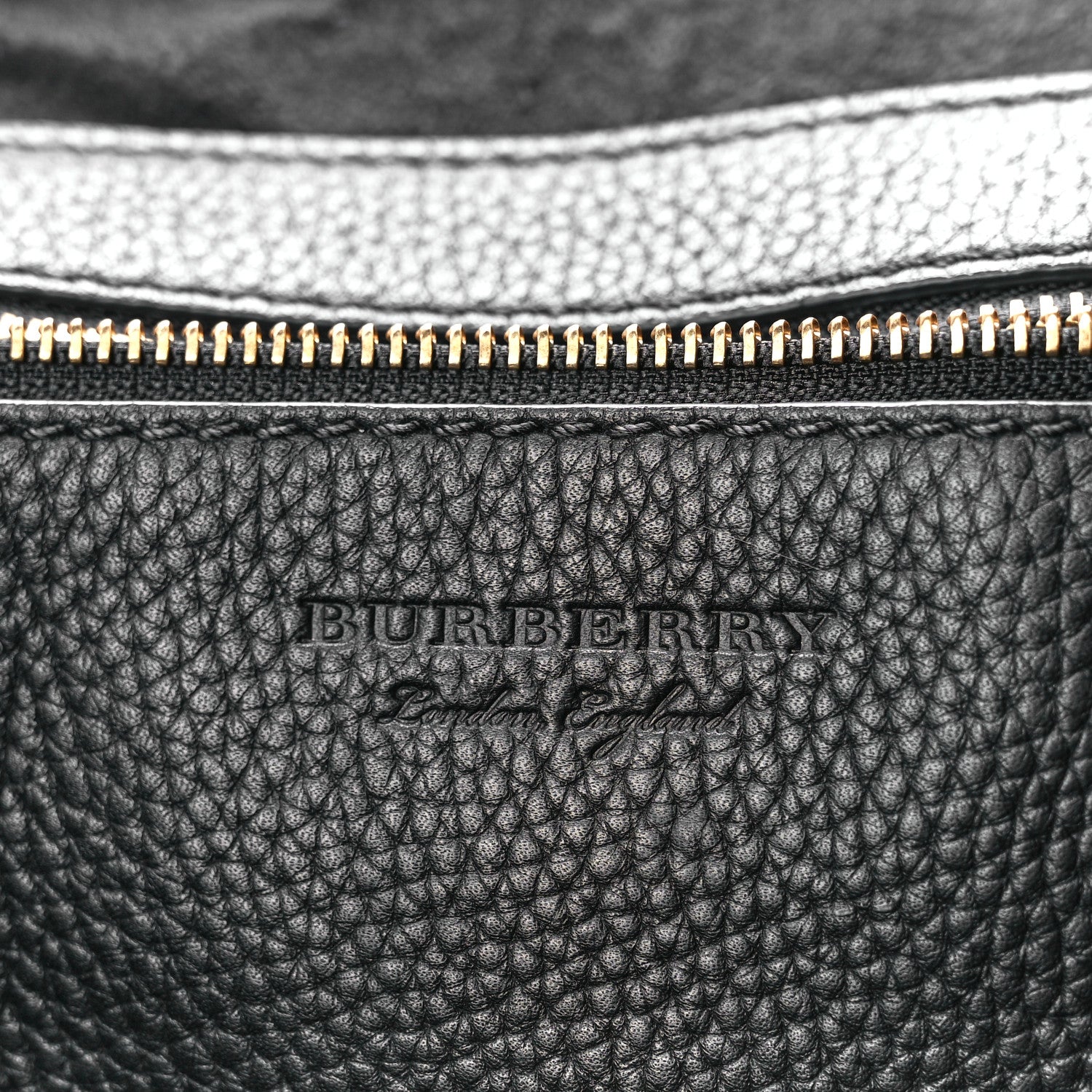 Burberry Grainy Calfskin Remington Tote Black 9 of 14