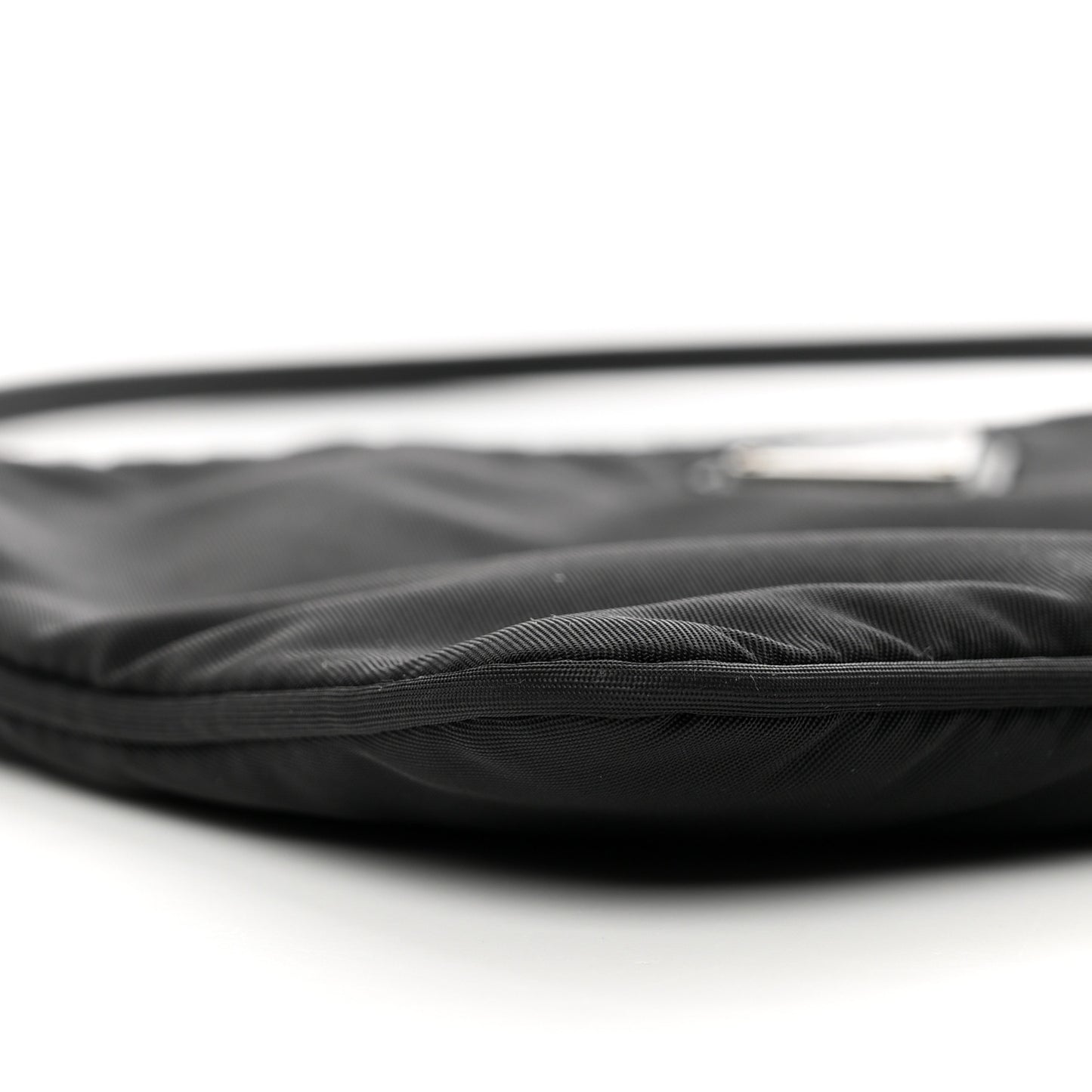 Re-Nylon Vela Pouch Black