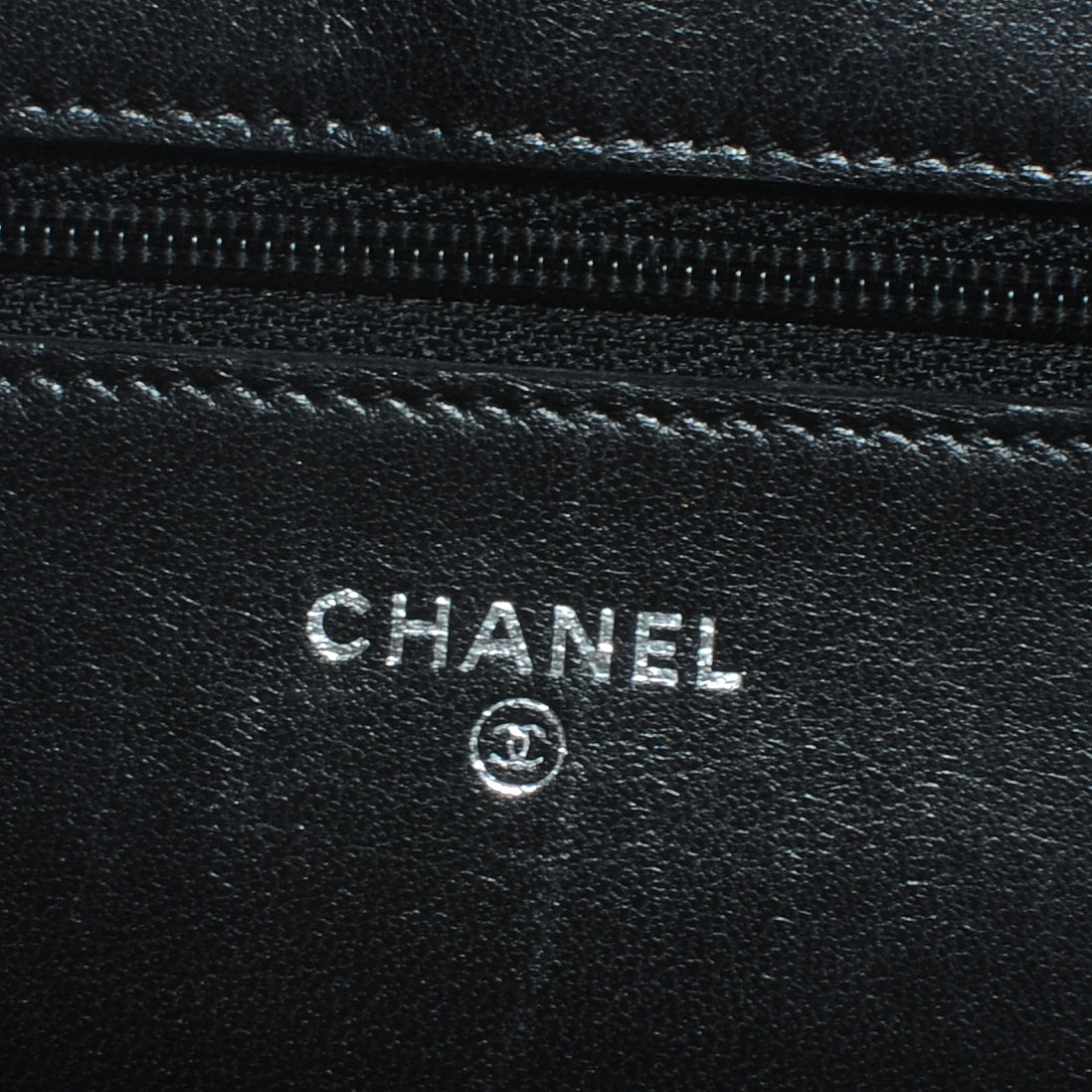 Lambskin Camellia Wallet on Chain WOC Black