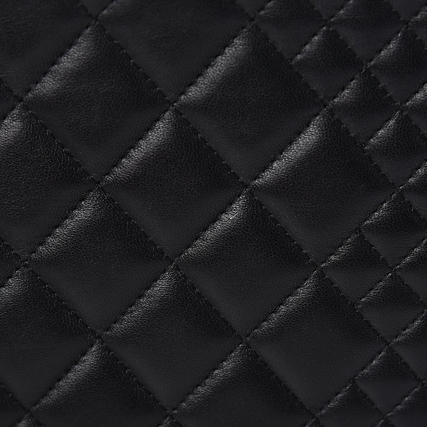 Lambskin Bi Quilted Medium Cosmetic Case Black