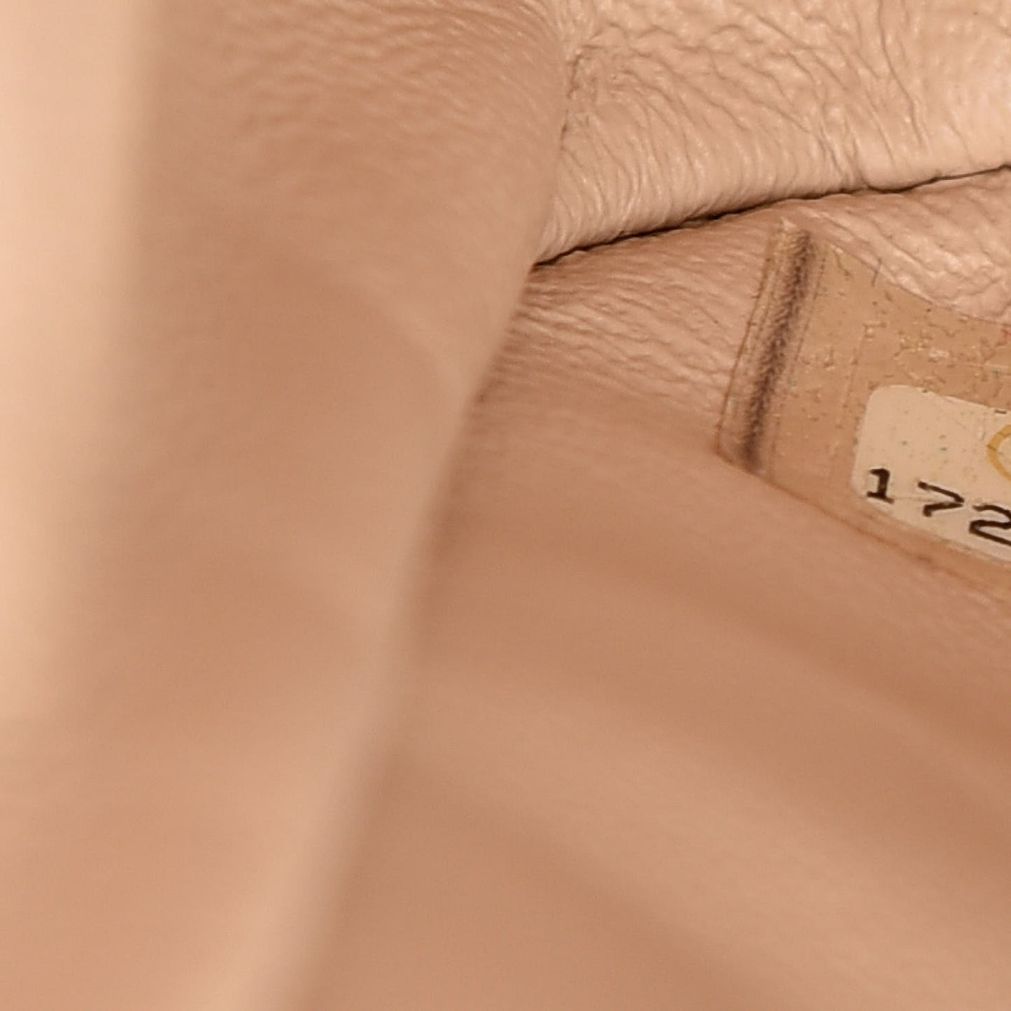 Caviar Quilted Jumbo Double Flap Beige Clair