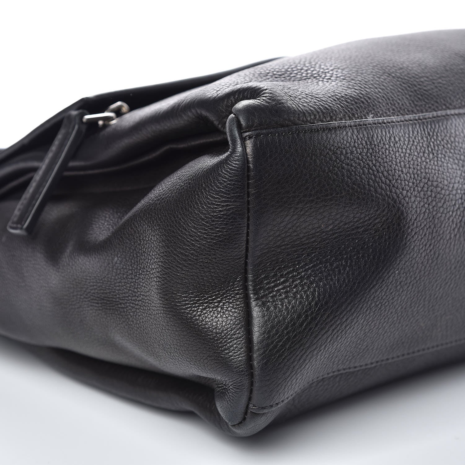 Givenchy Waxy Grained Calfskin Medium Pandora Pure Flap Bag Black 5 of 16