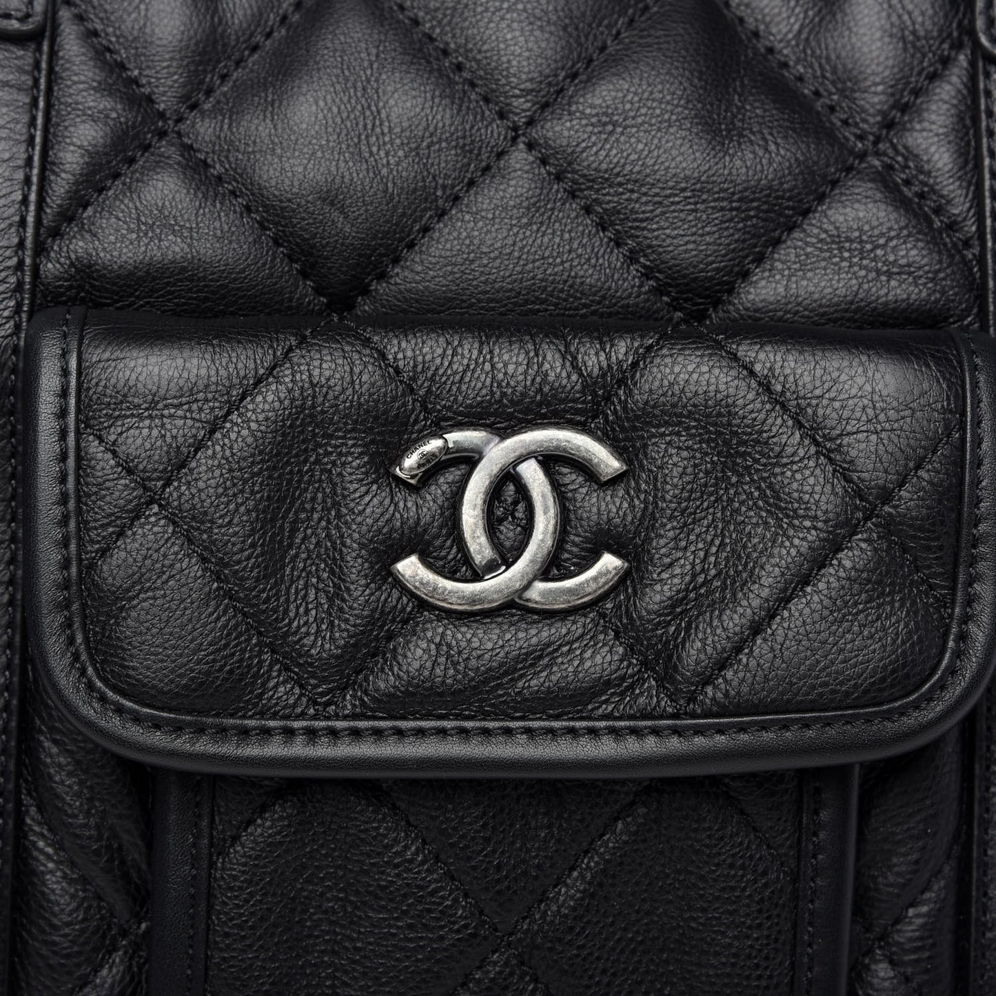 Calfskin Quilted Casual Riviera Tote Black