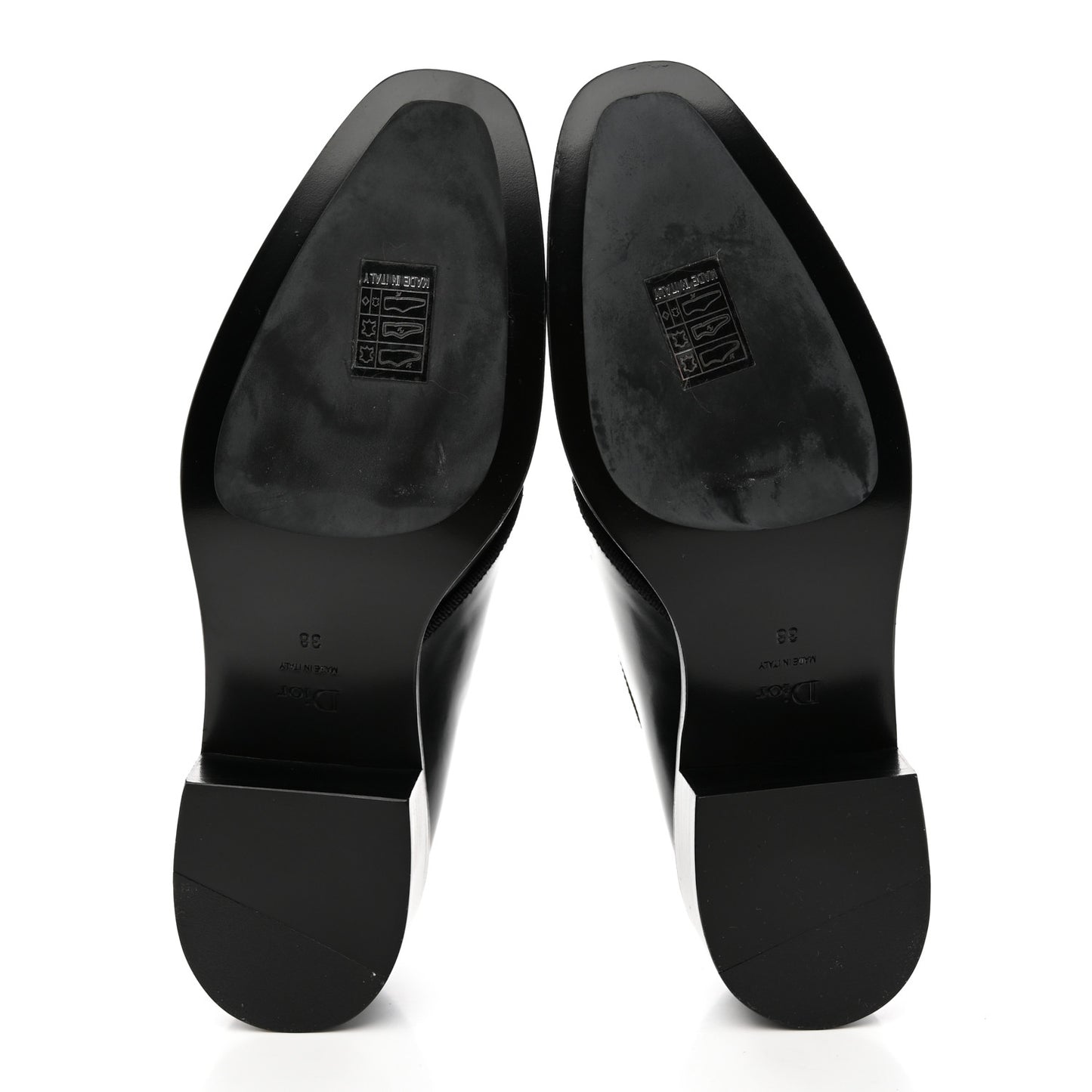 Glazed Calfskin Tomboy Lace Up 38 Black