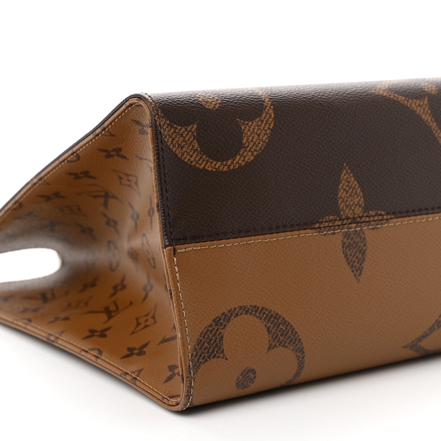 Louis Vuitton Reverse Monogram Giant Onthego MM 8 of 9