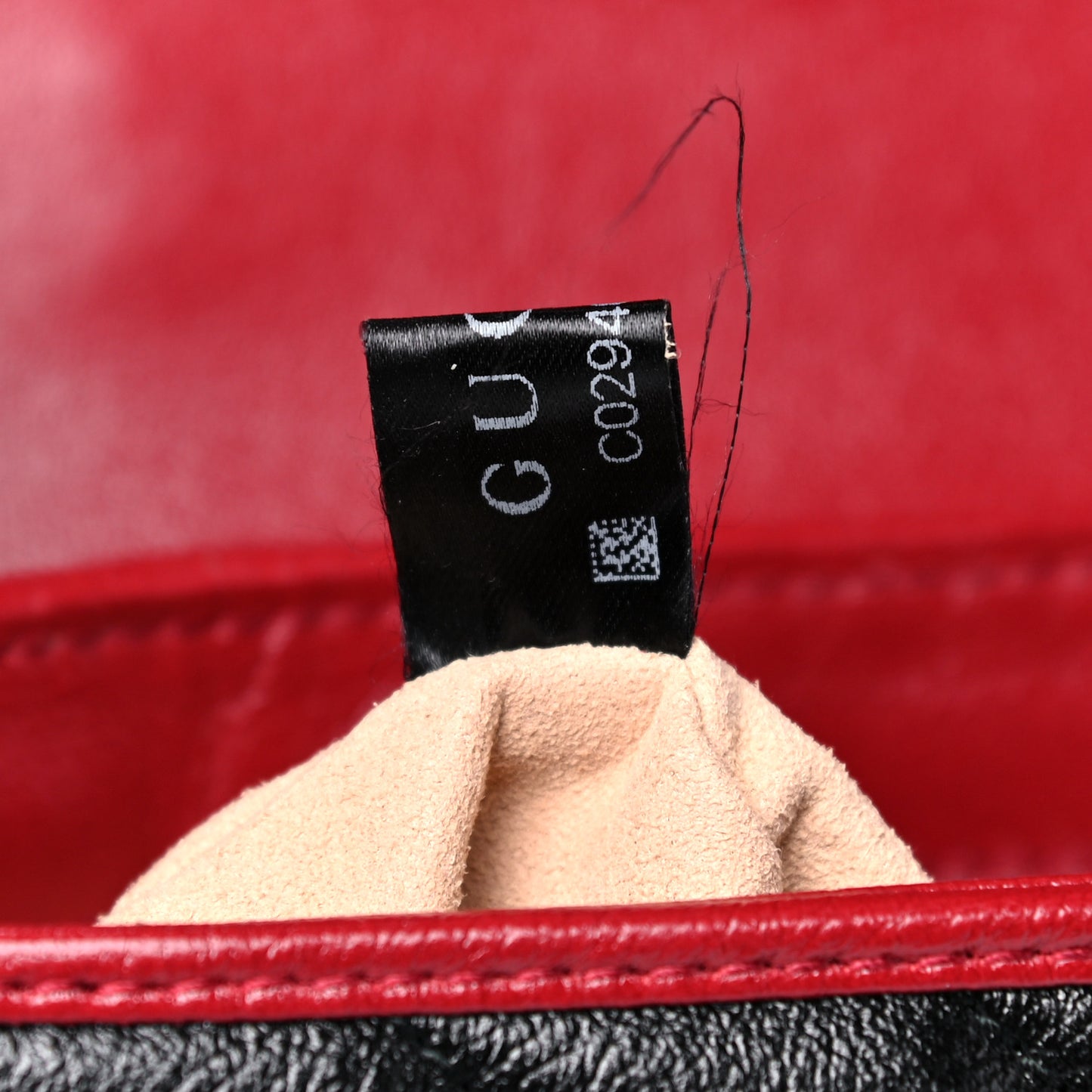 Vintage Effect Calfskin Matelasse Diagonal Mini Torchon GG Marmont Top Handle Shoulder Bag Black Romantic Cherry
