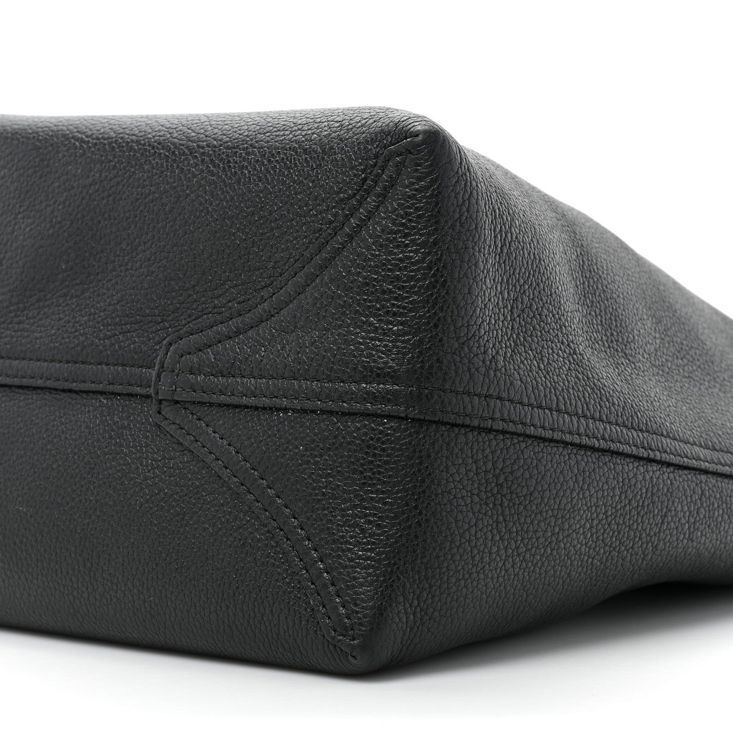 MCM Grained Calfskin Medium Yris Shopper Tote Black 10 of 34