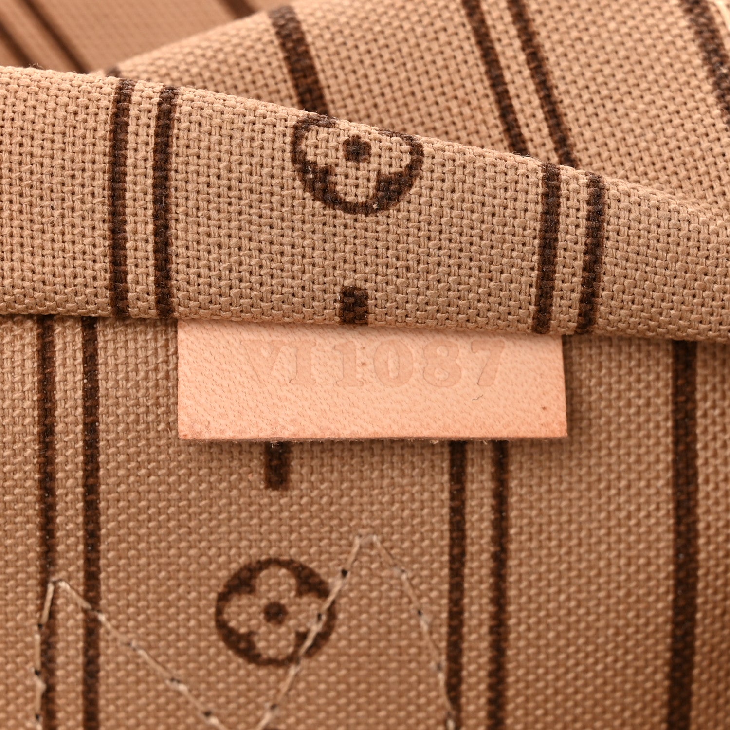 Louis Vuitton Monogram Neverfull PM 7 of 10